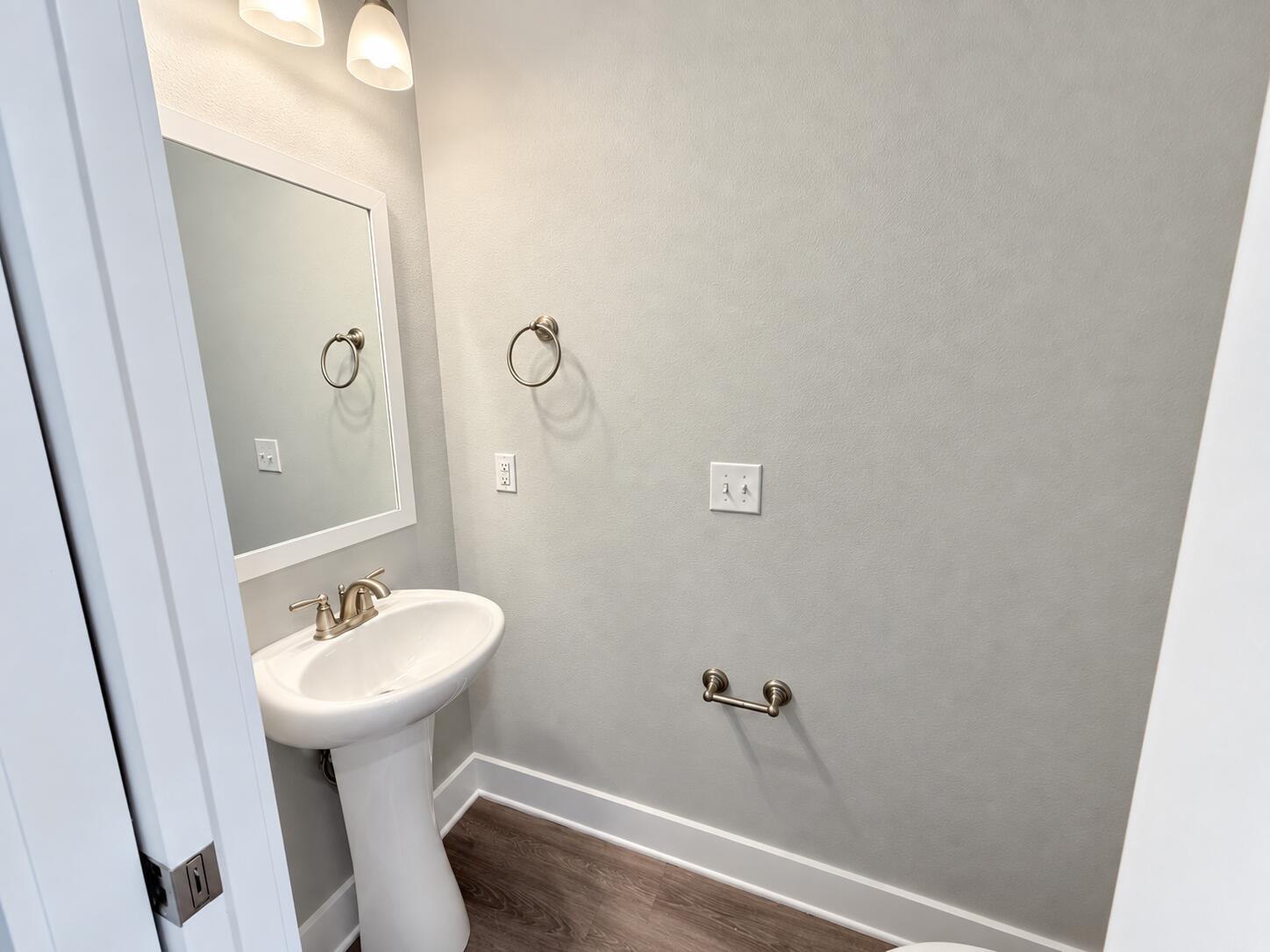 VERANDAS AT FREEPORT - Residential Lease