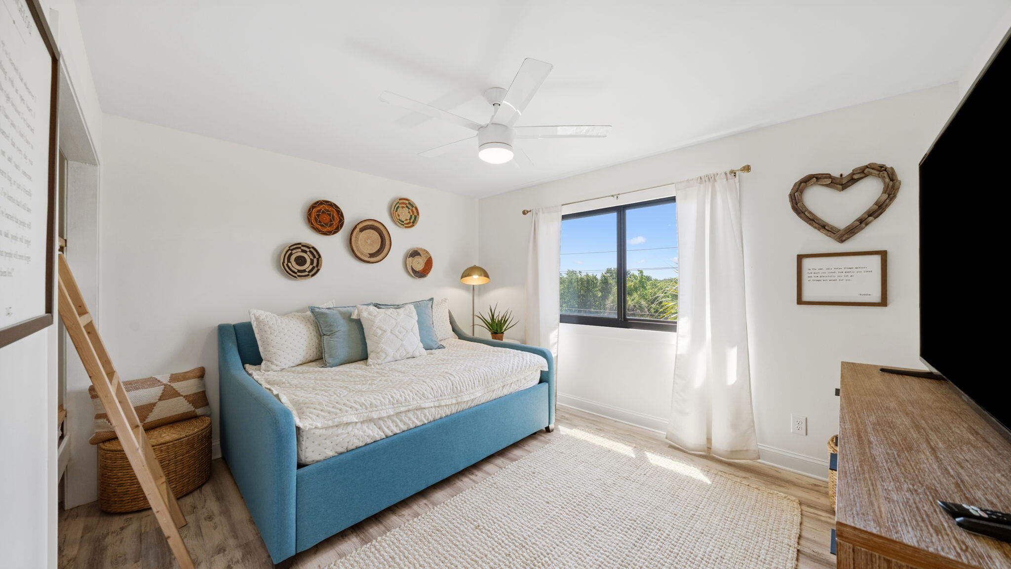 HOLIDAY HARBOR CONDO - Residential