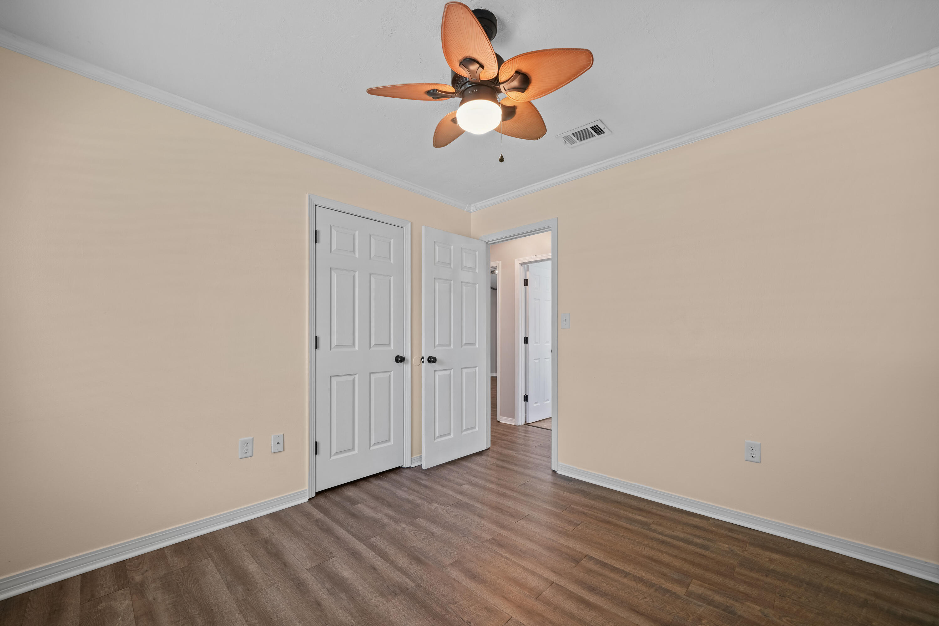 KINGS CROSSING PH I LOT 5 BLK 2 - Residential