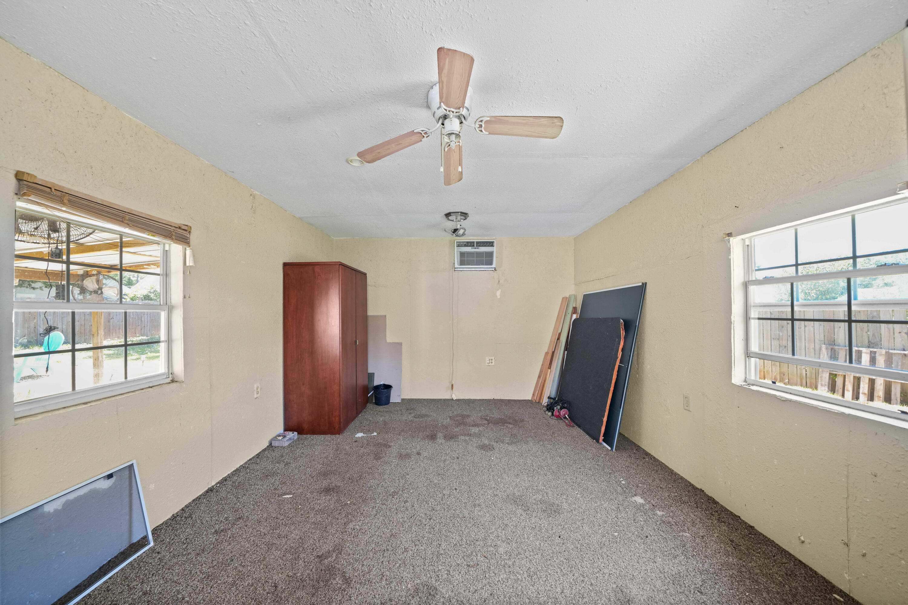 KINGS CROSSING PH I LOT 5 BLK 2 - Residential
