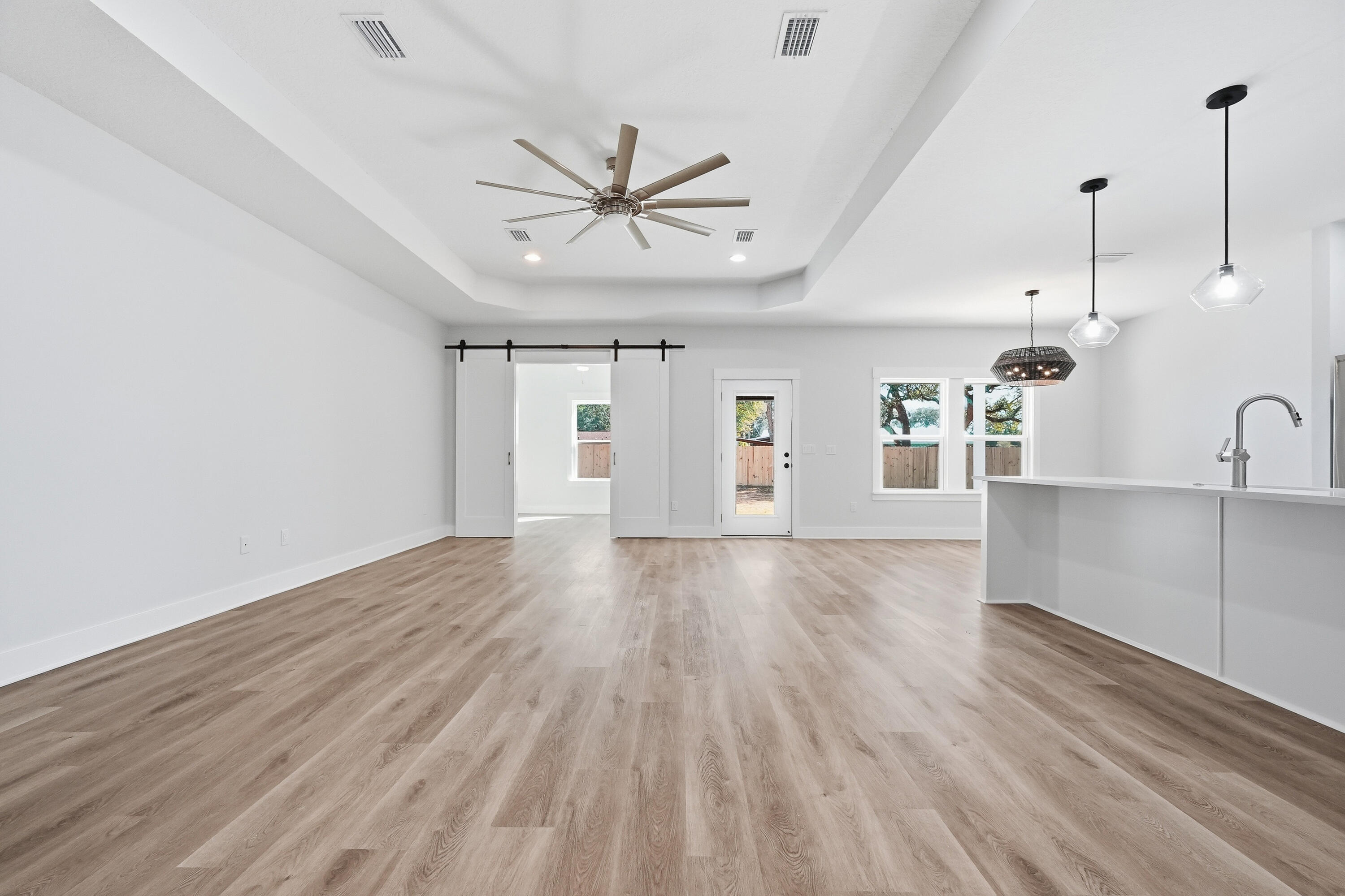 SPRINGDALE UNIT #1 LOT 3 BLK 4 - Residential