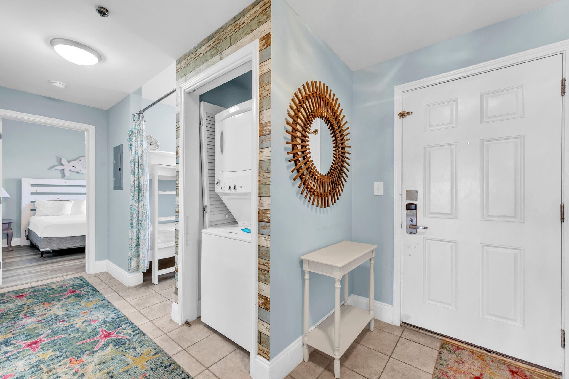 Laketown Wharf - Residential