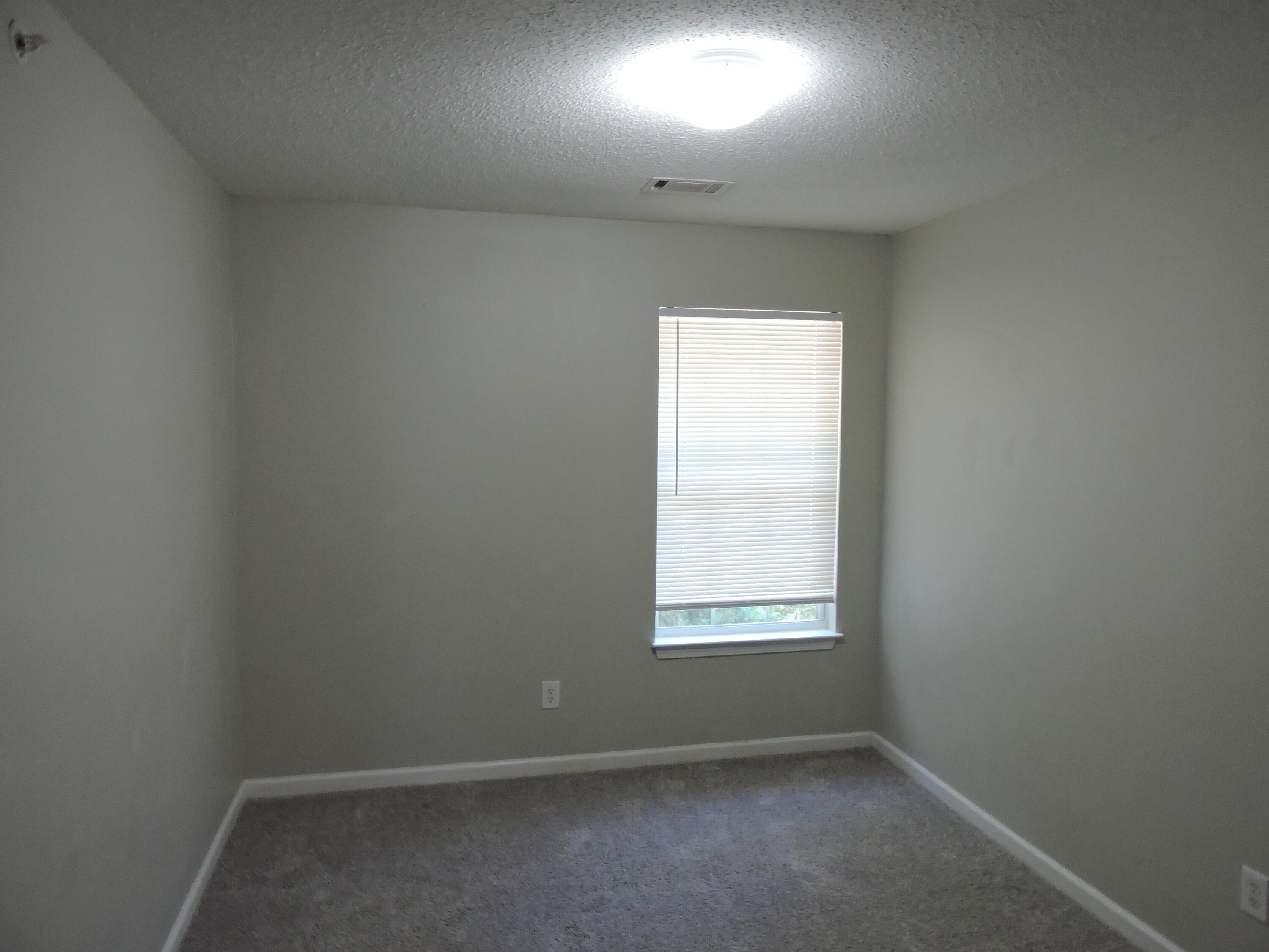 ROLLING PINES - Residential Lease