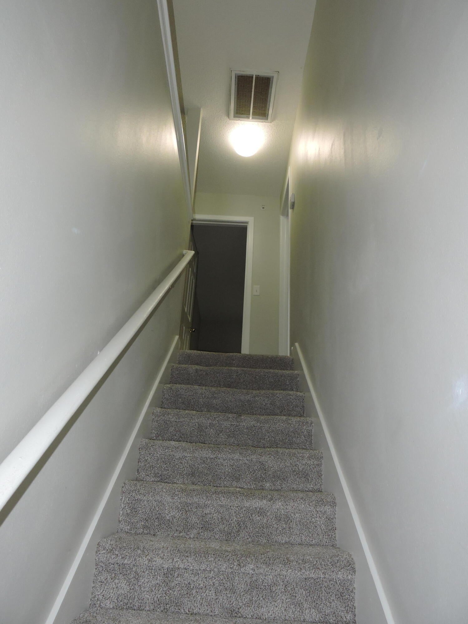 ROLLING PINES - Residential Lease