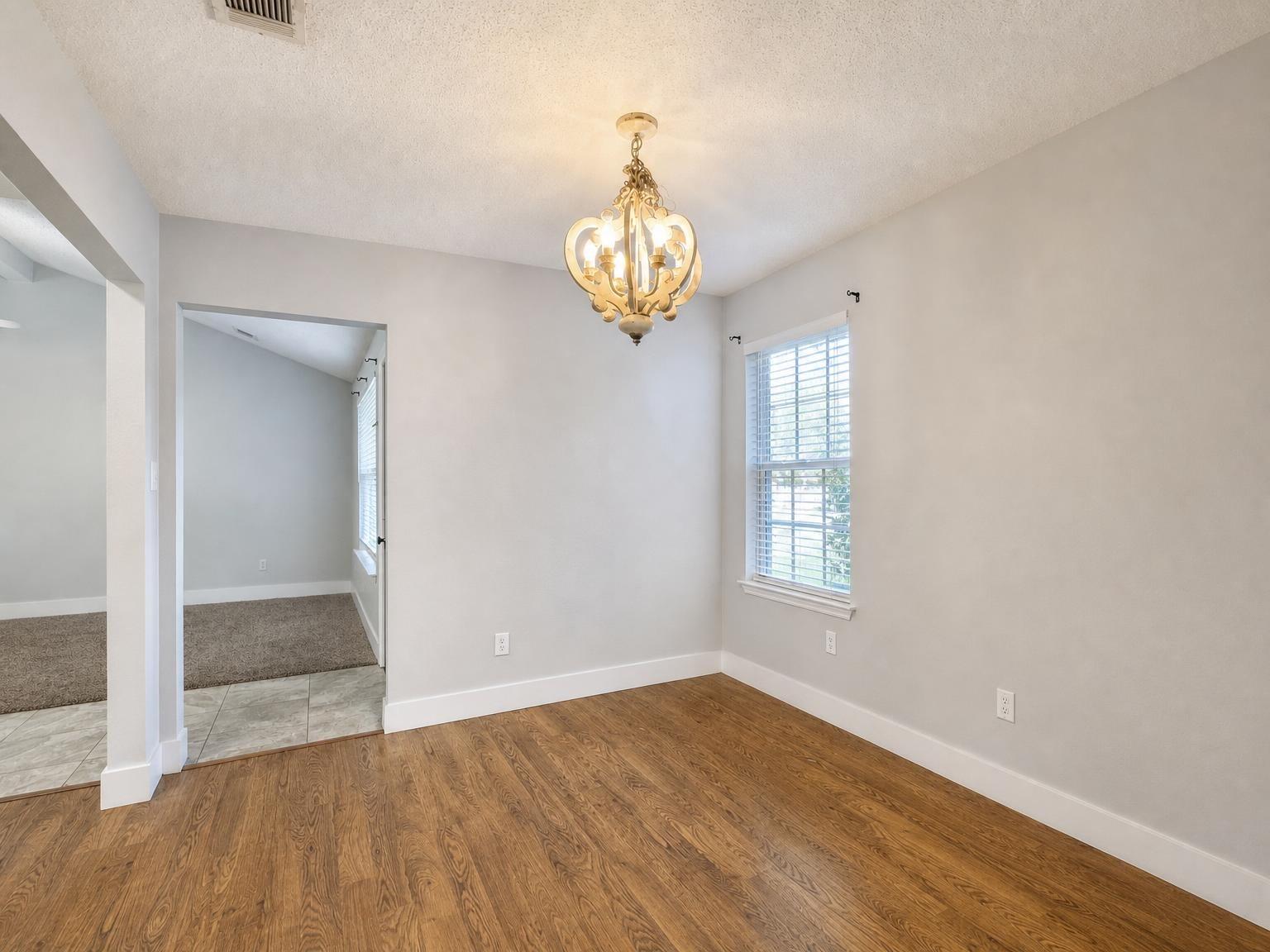 PINEDALE - Residential Lease
