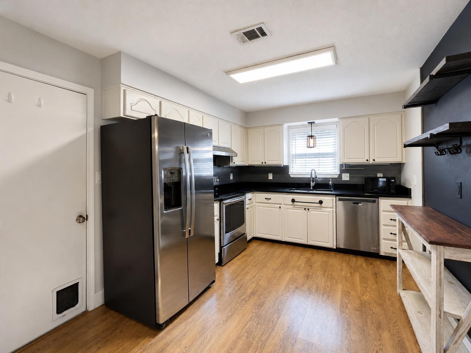 PINEDALE - Residential Lease