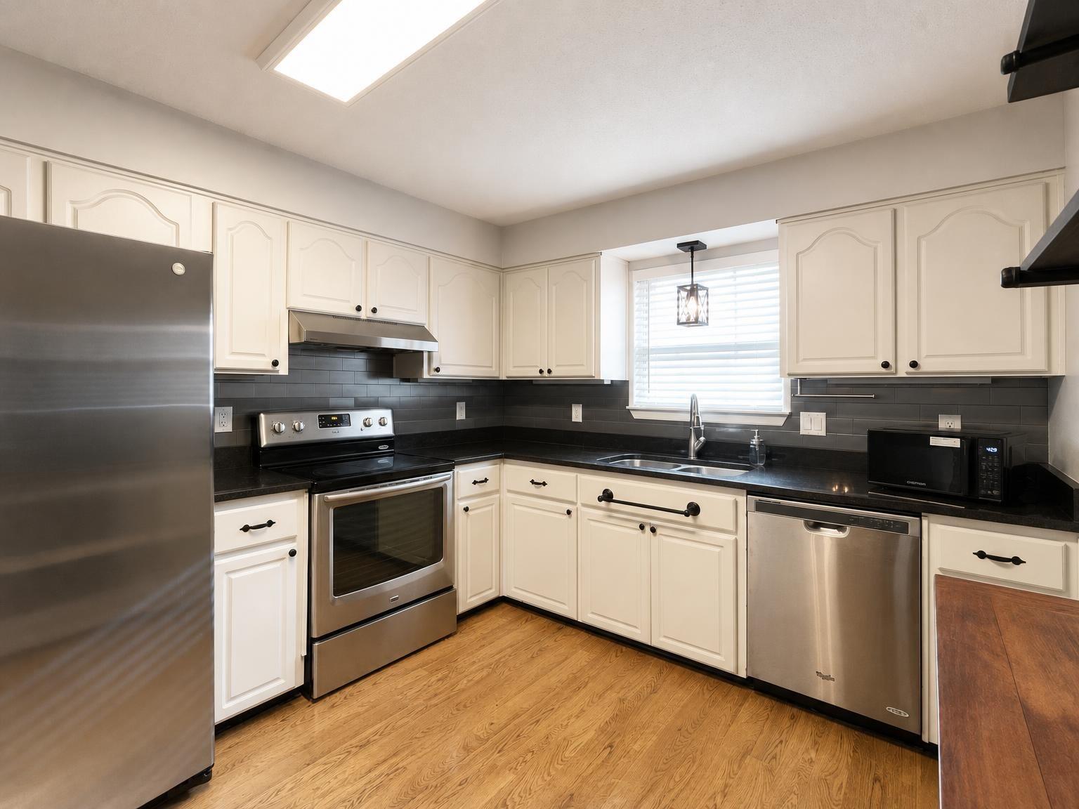 PINEDALE - Residential Lease