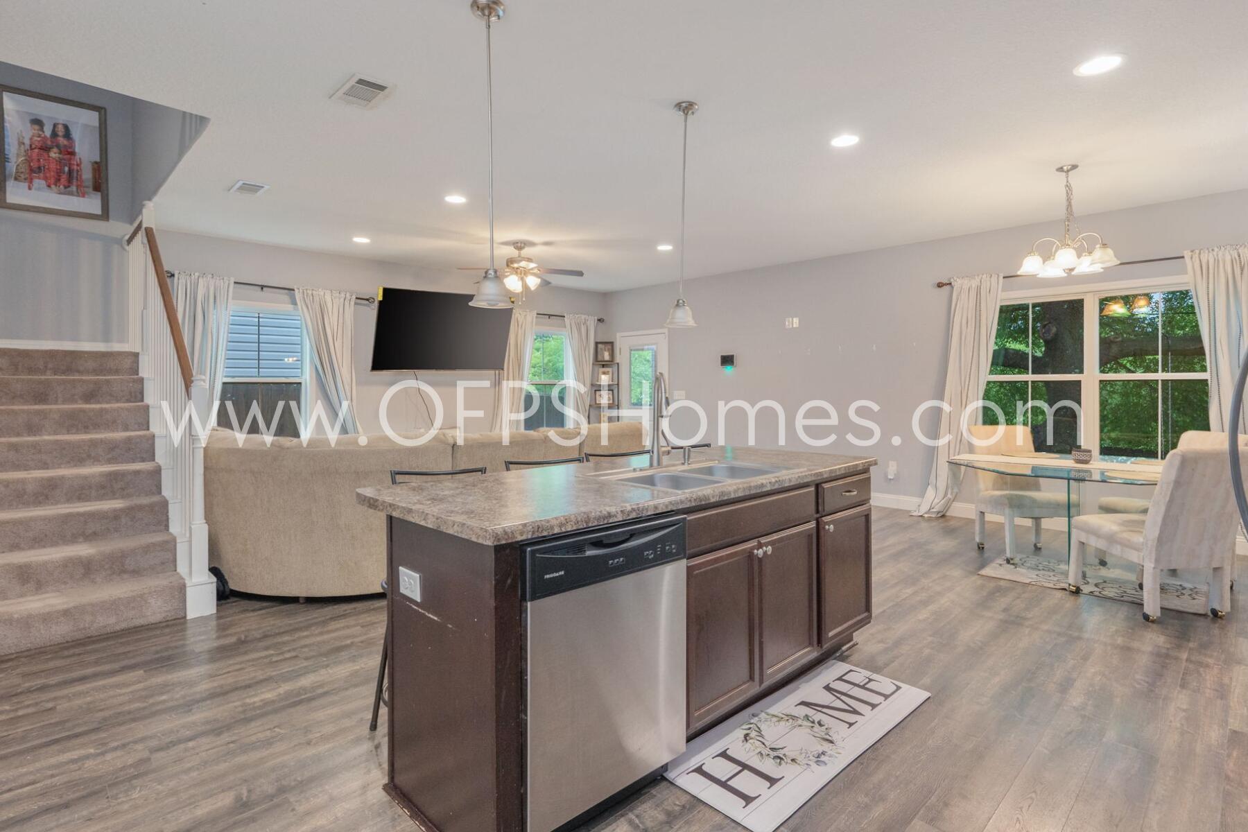SHILOH PLACE T/H - Residential Lease