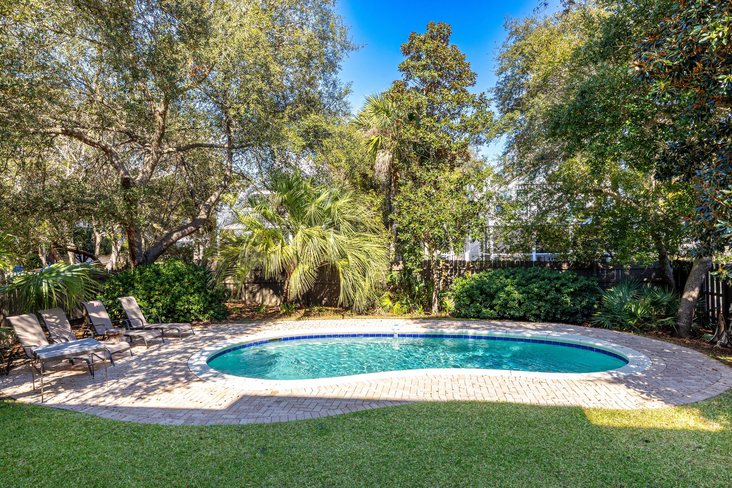 Gulf Lakes Beaches Estates - Residential