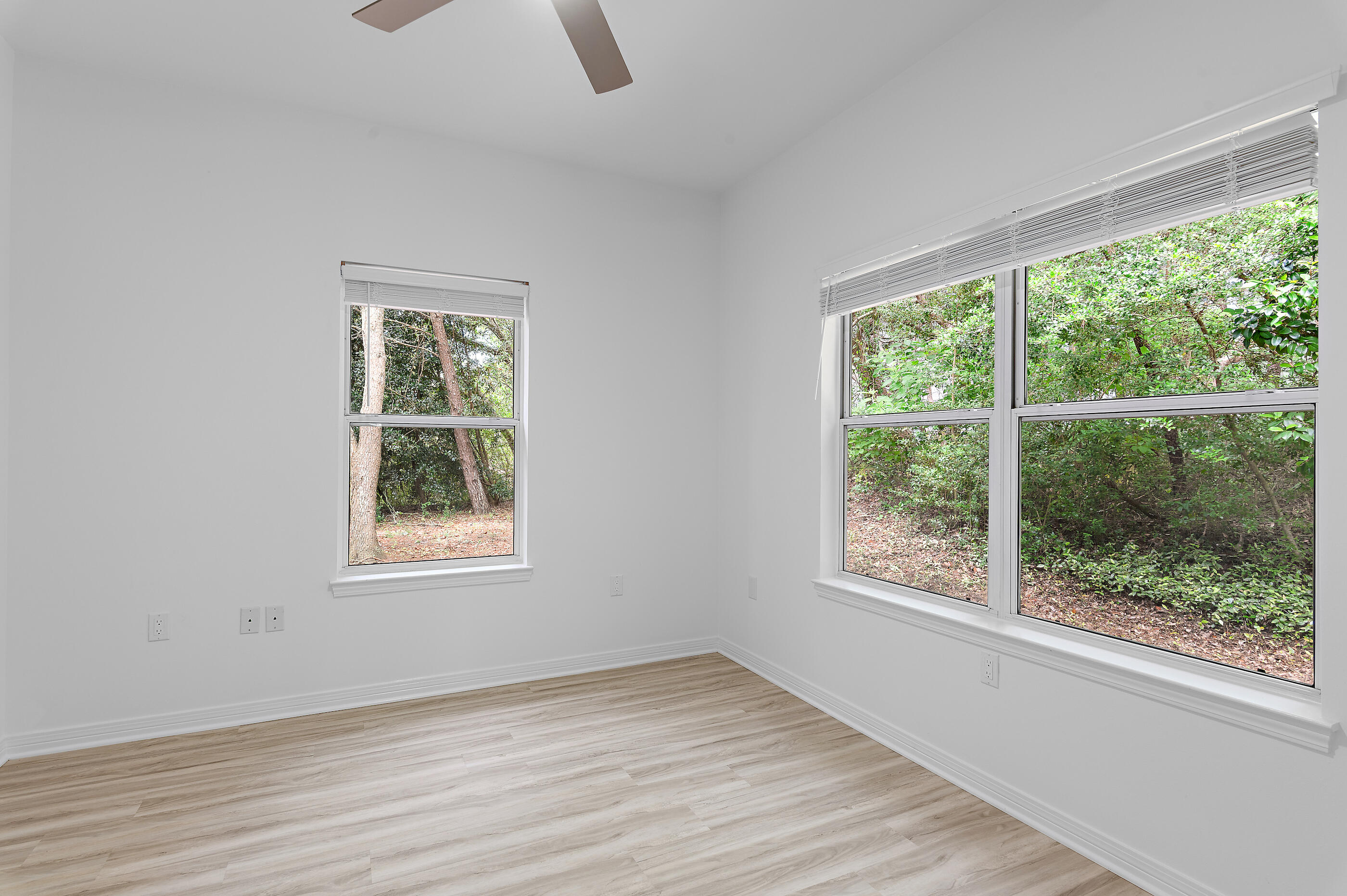EASTERN LAKE S/D - Residential
