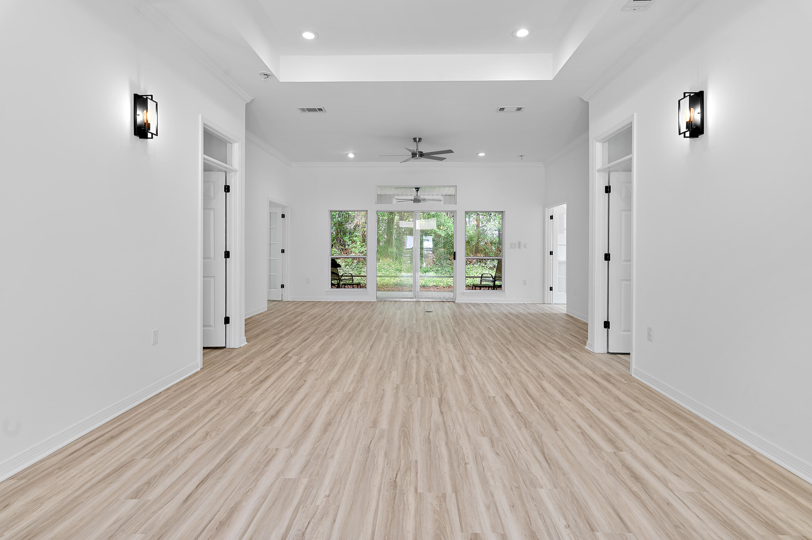 EASTERN LAKE S/D - Residential