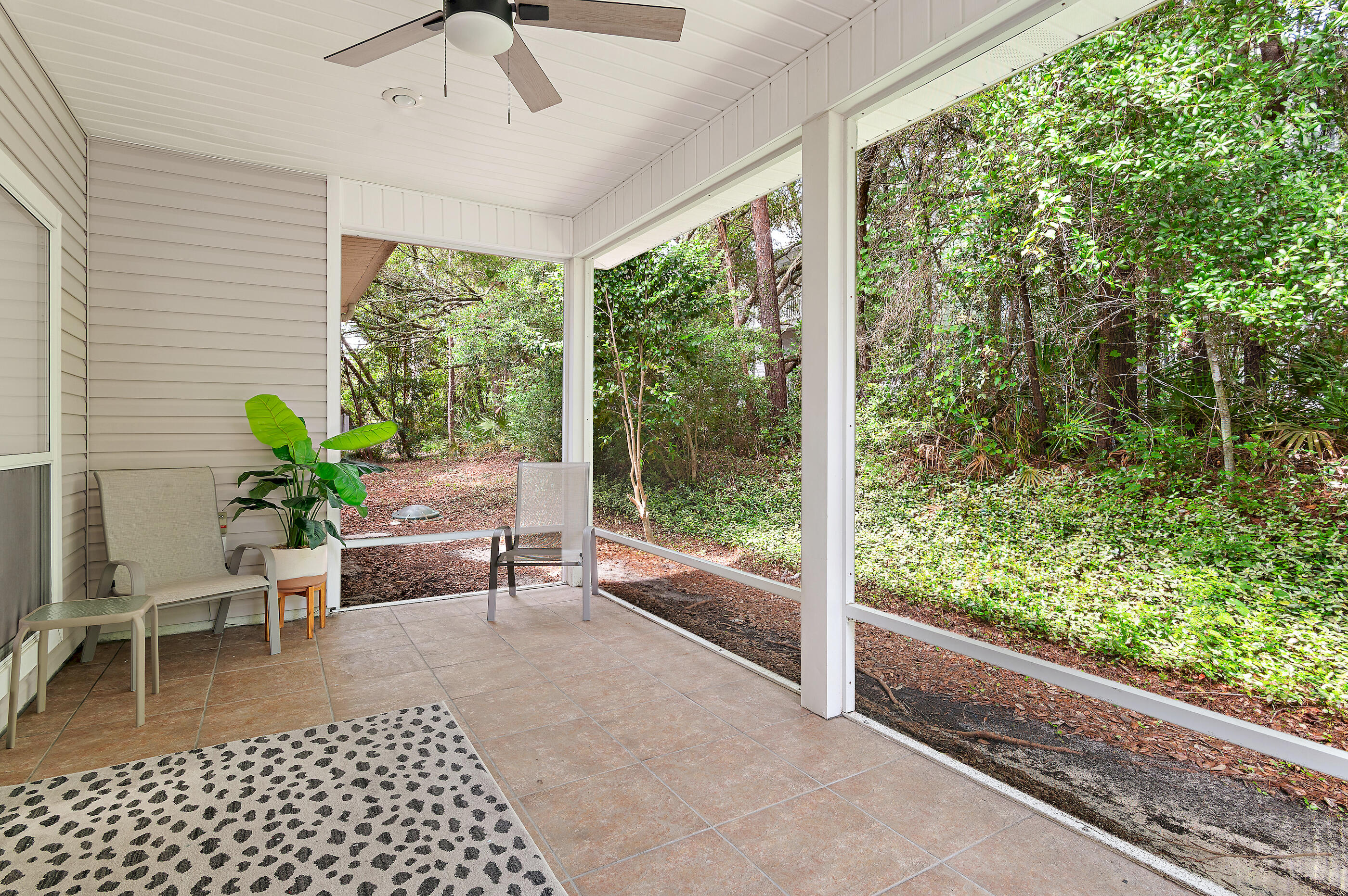 EASTERN LAKE S/D - Residential