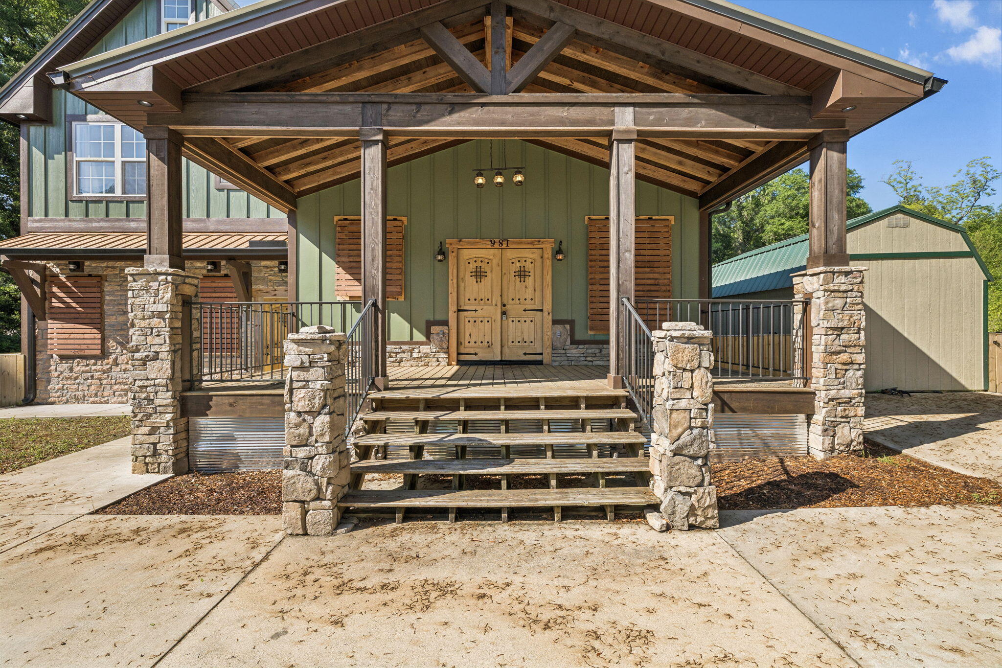 WINGARD ADDN BEG NW - Residential