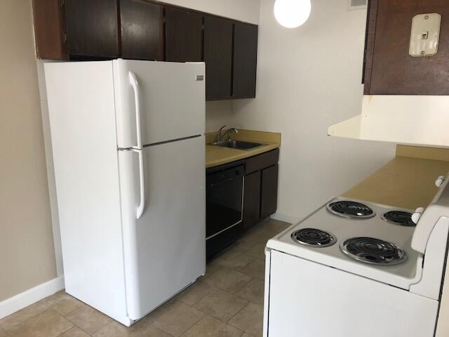 PIER ONE CONDO - Residential Lease