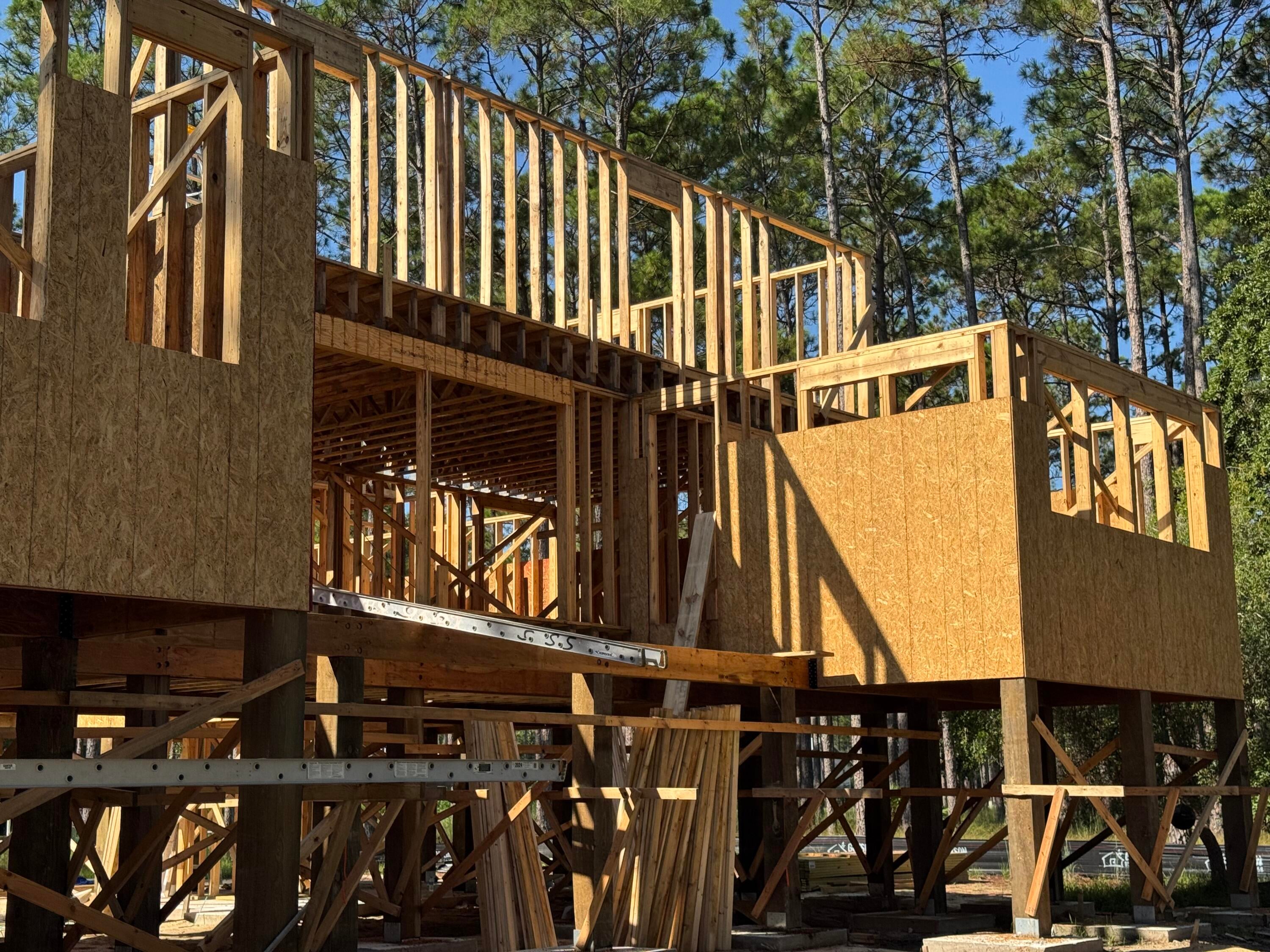 RIVERCAMPS ON CROOKED CREEK - Residential