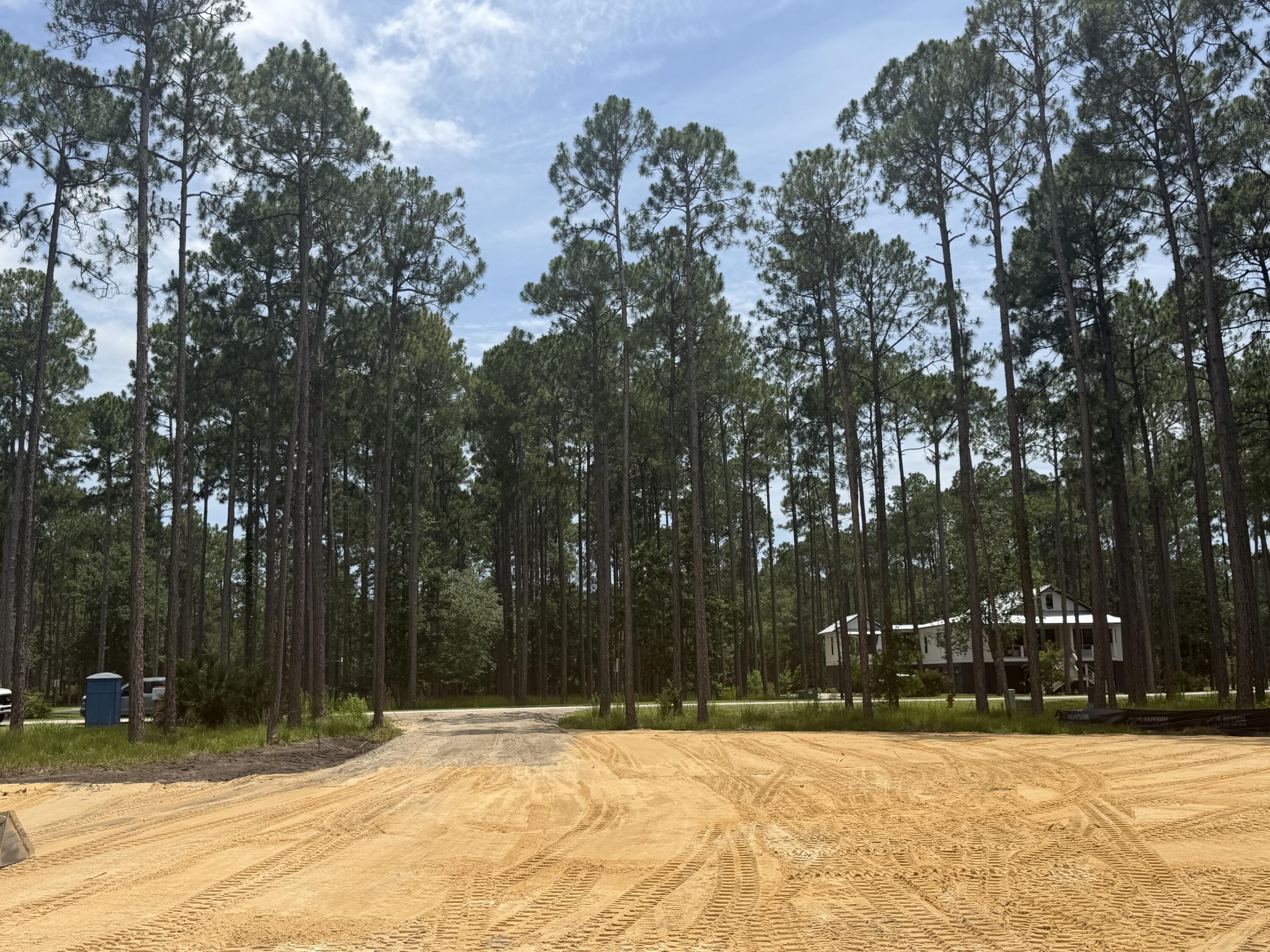 RIVERCAMPS ON CROOKED CREEK - Residential