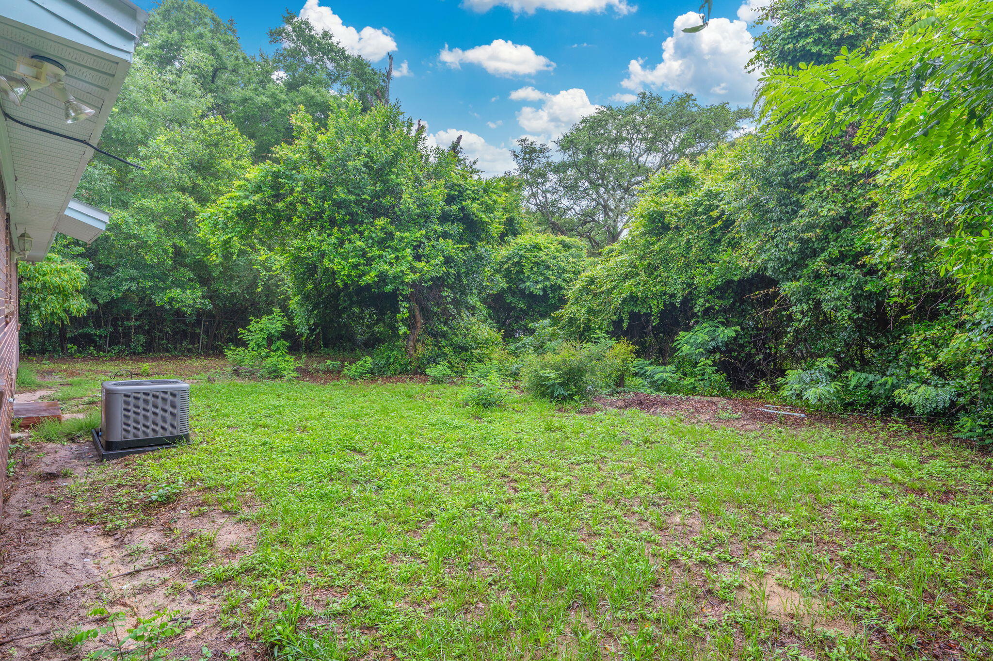 FAIRVIEW ADDN TO CRESTVIEW - Residential