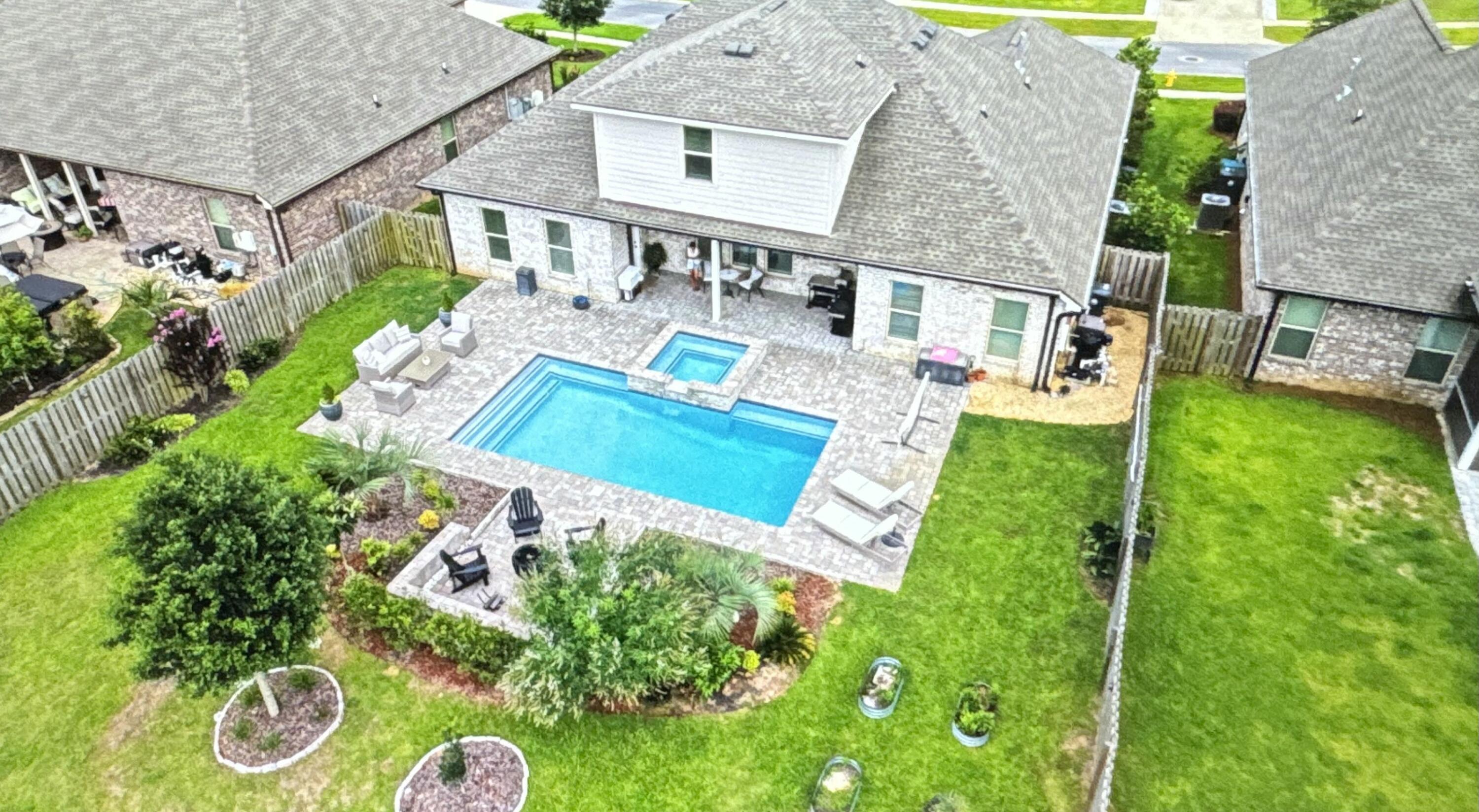 HAMMOCK BAY - Residential