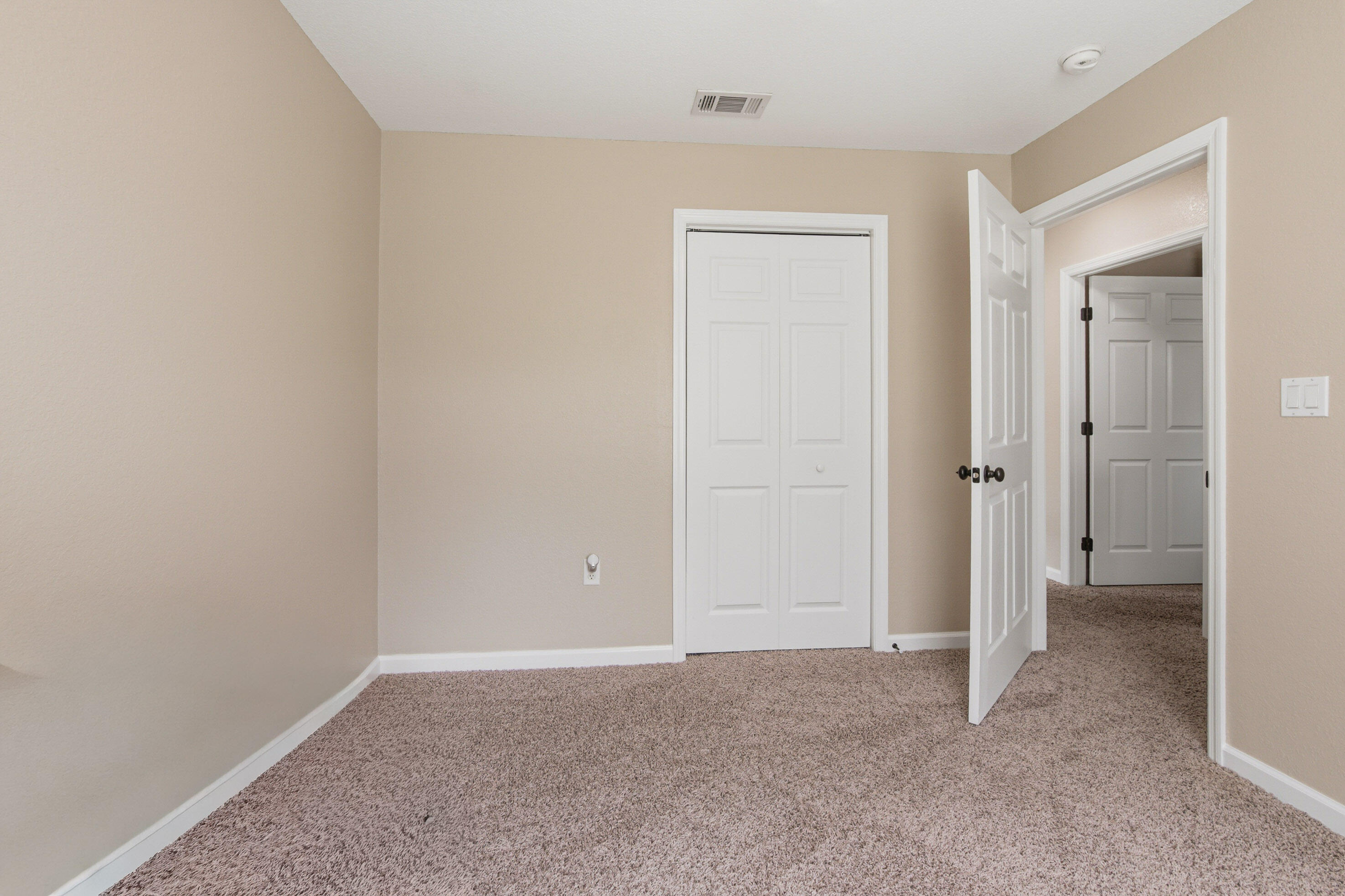 OAKWOOD LAKES ESTATES - Residential