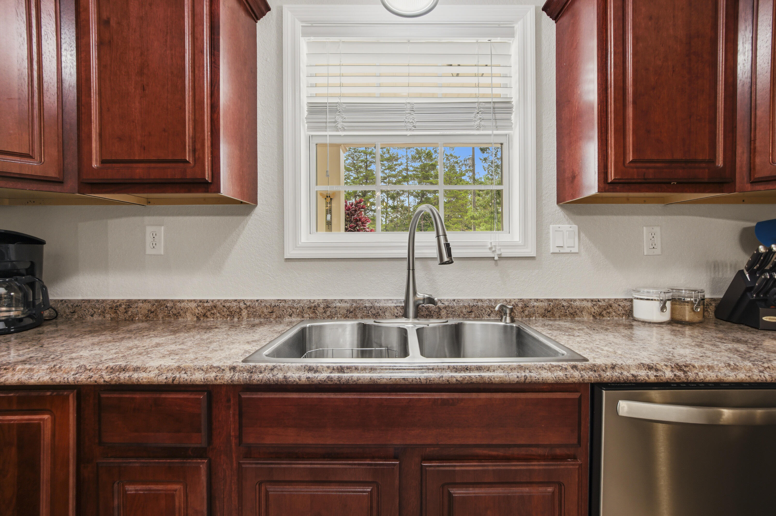 OAKWOOD LAKES ESTATES - Residential
