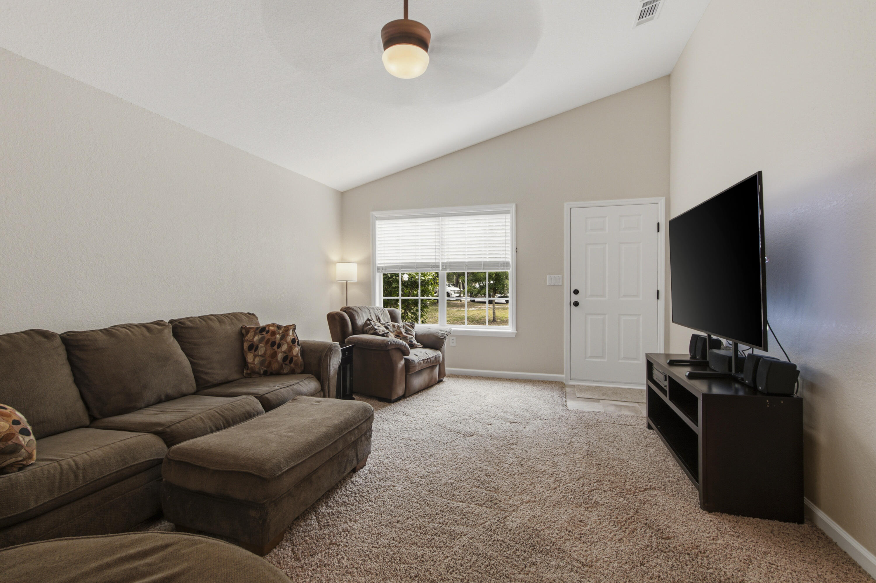 OAKWOOD LAKES ESTATES - Residential