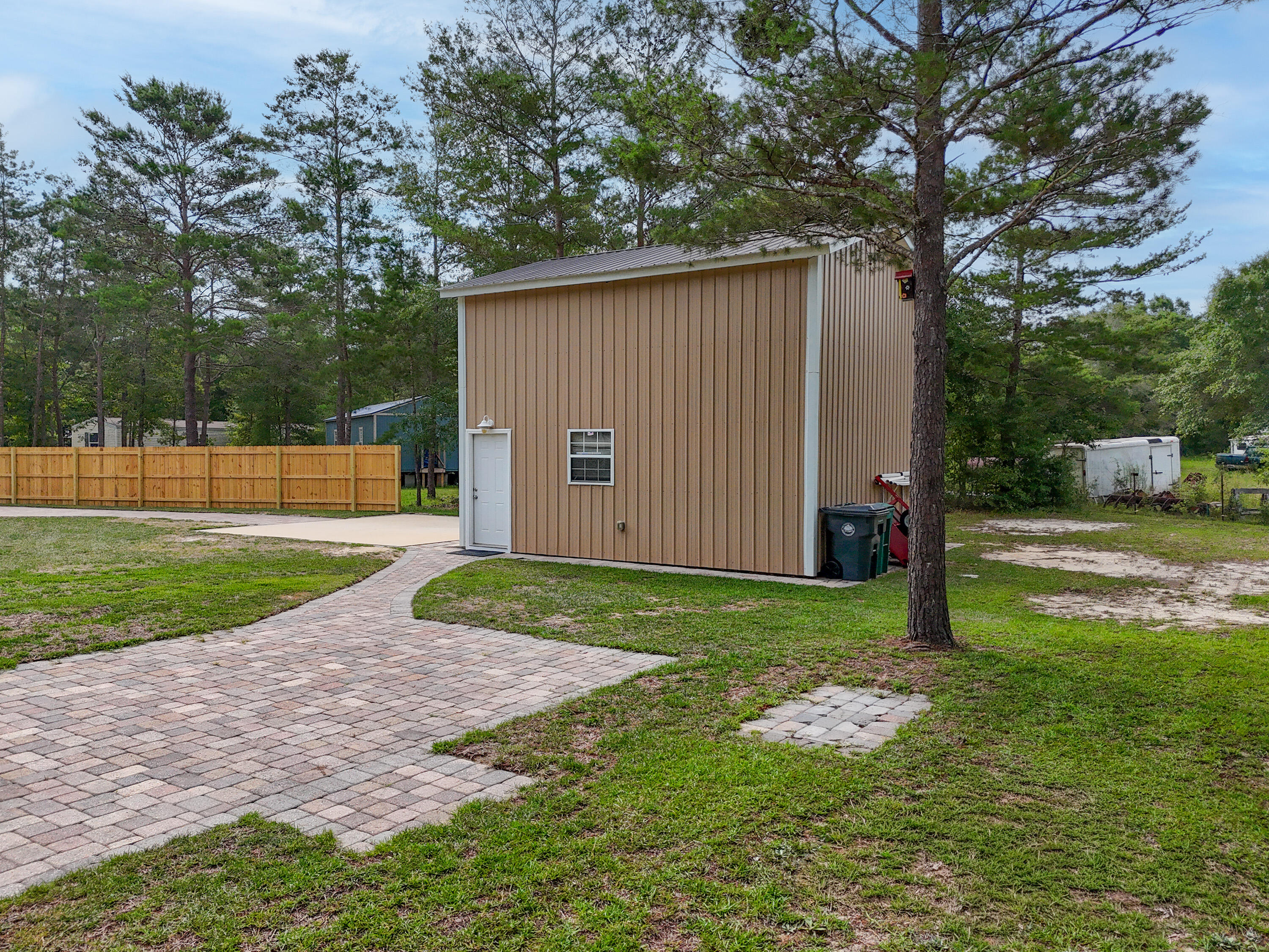 OAKWOOD LAKES ESTATES - Residential