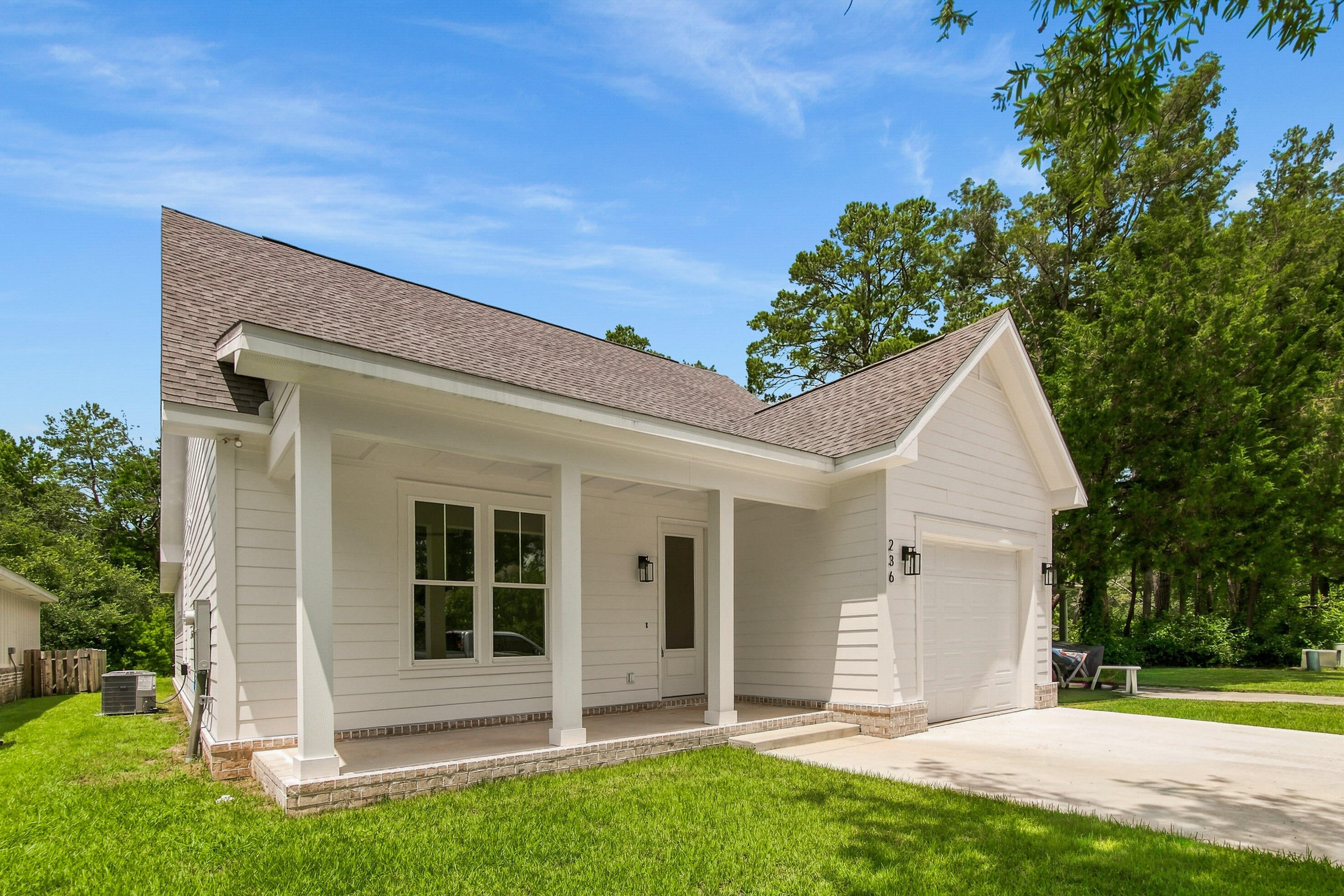 LAGRANGE LANDING - Residential
