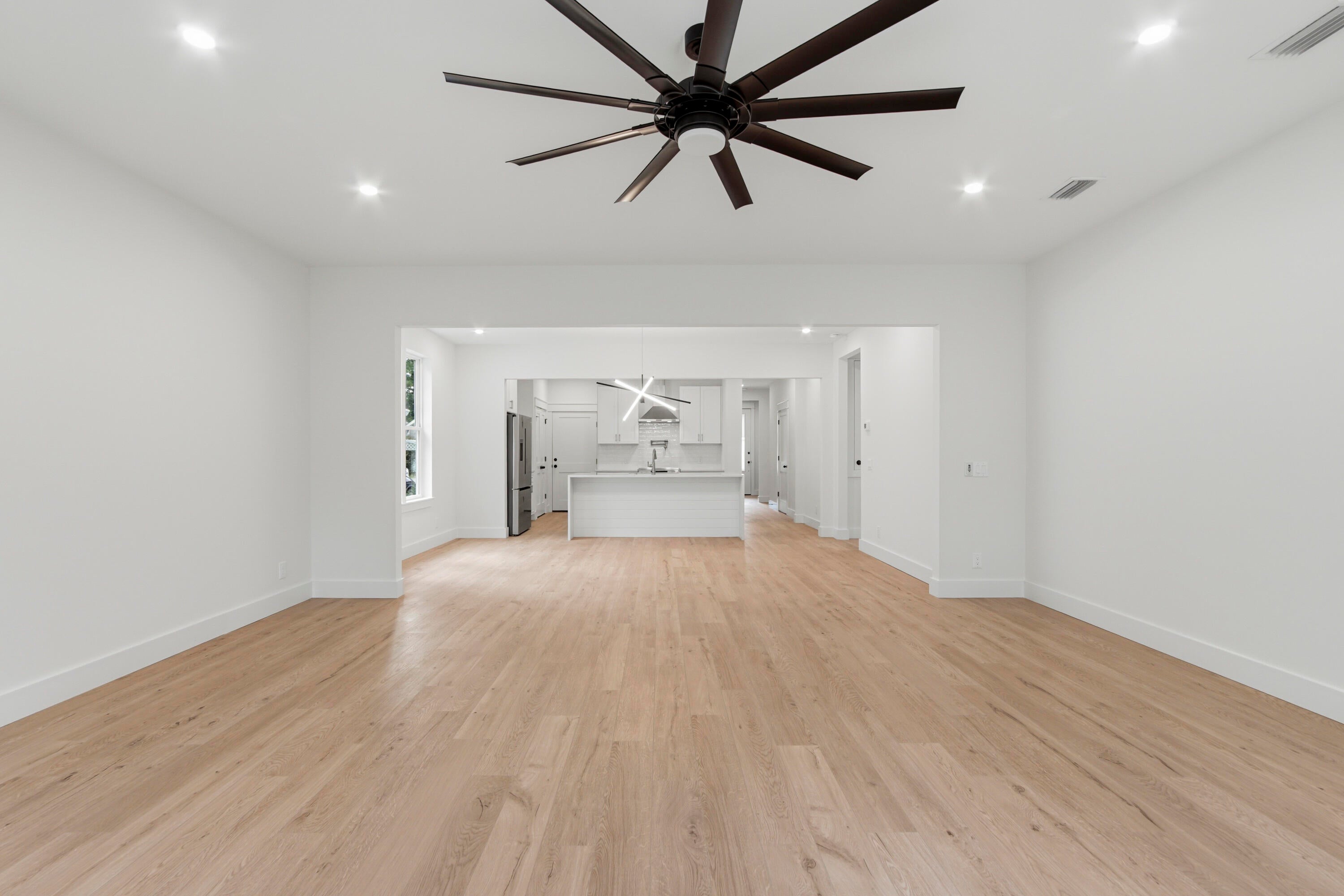 LAGRANGE LANDING - Residential