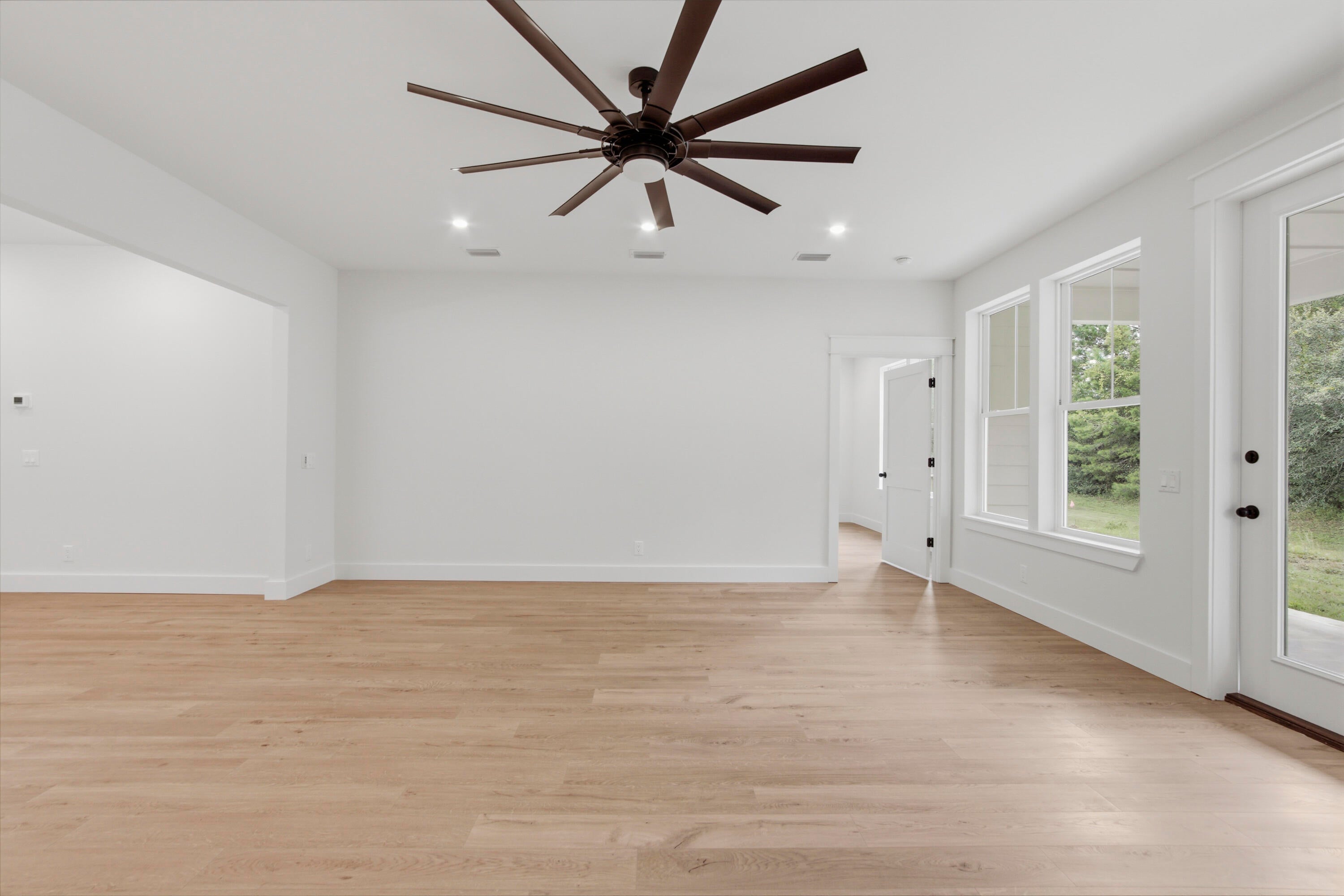 LAGRANGE LANDING - Residential