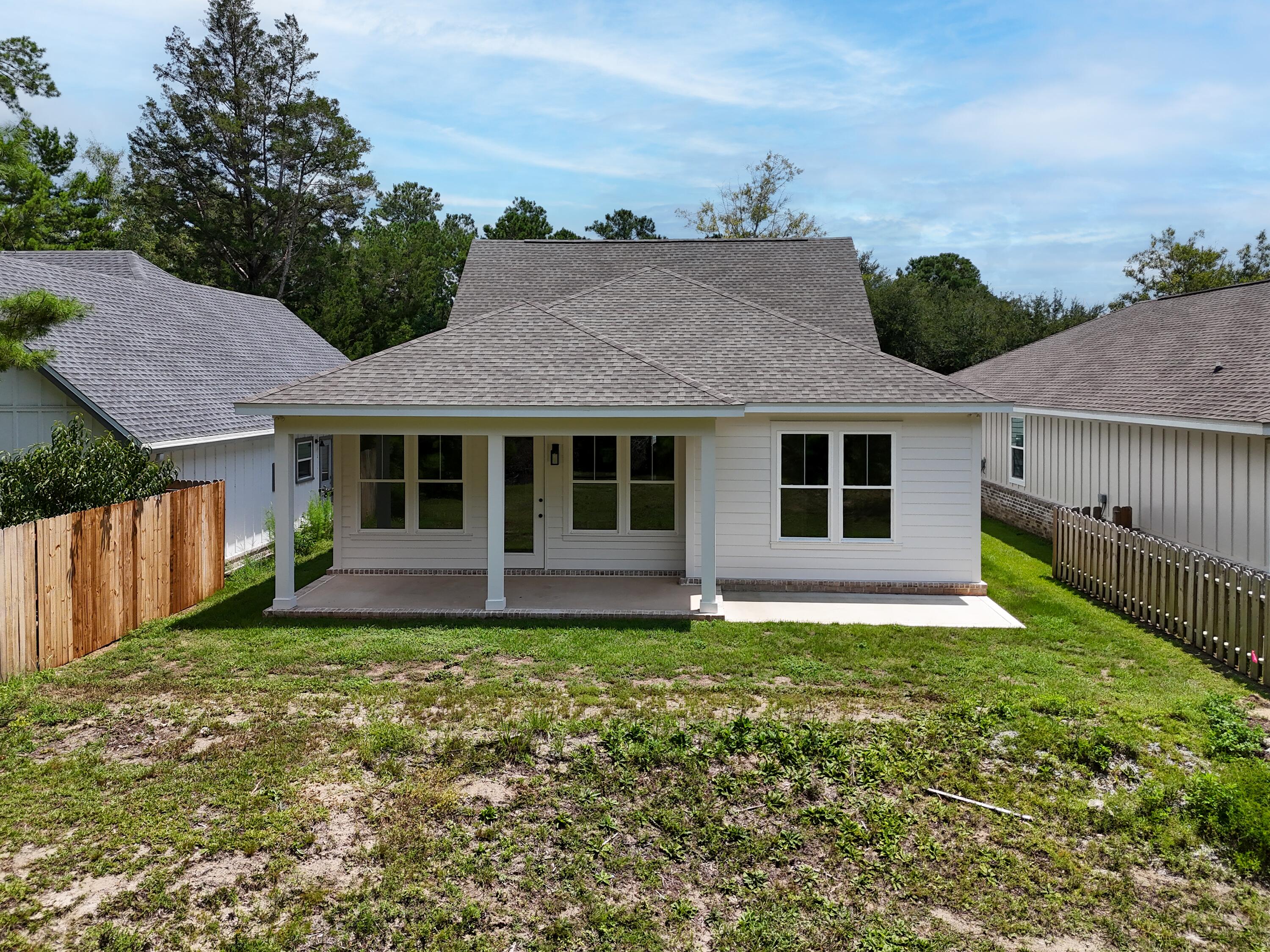 LAGRANGE LANDING - Residential