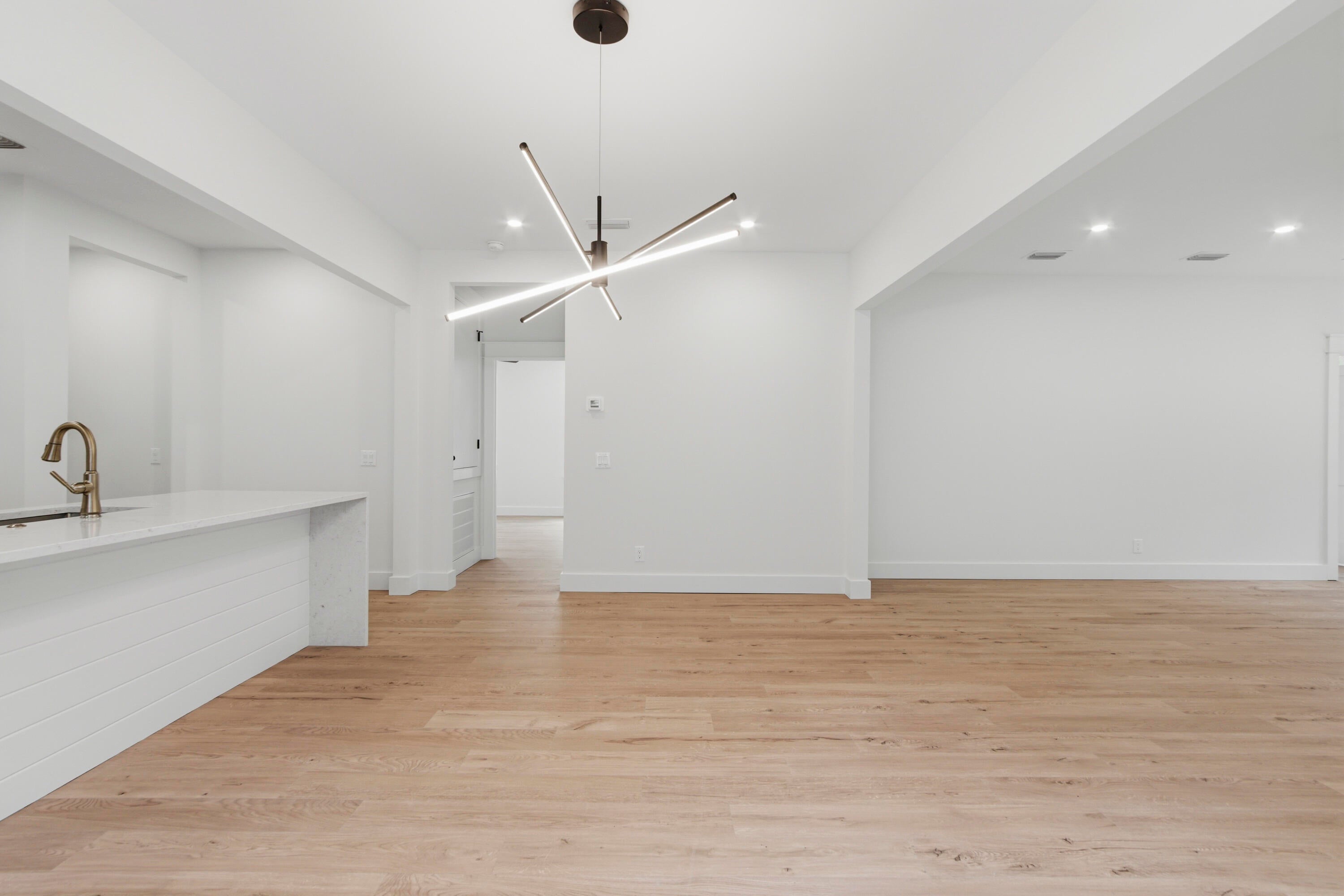 LAGRANGE LANDING - Residential