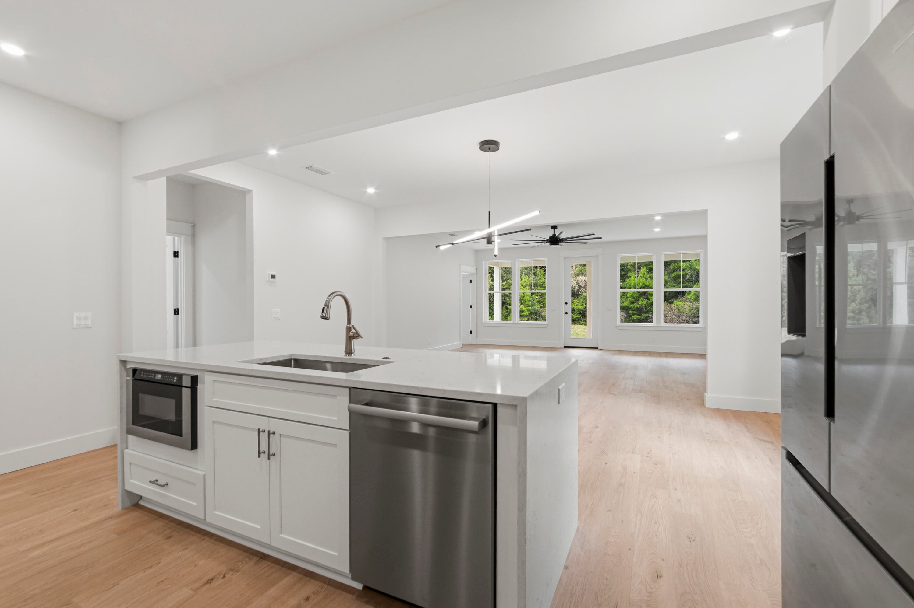 LAGRANGE LANDING - Residential