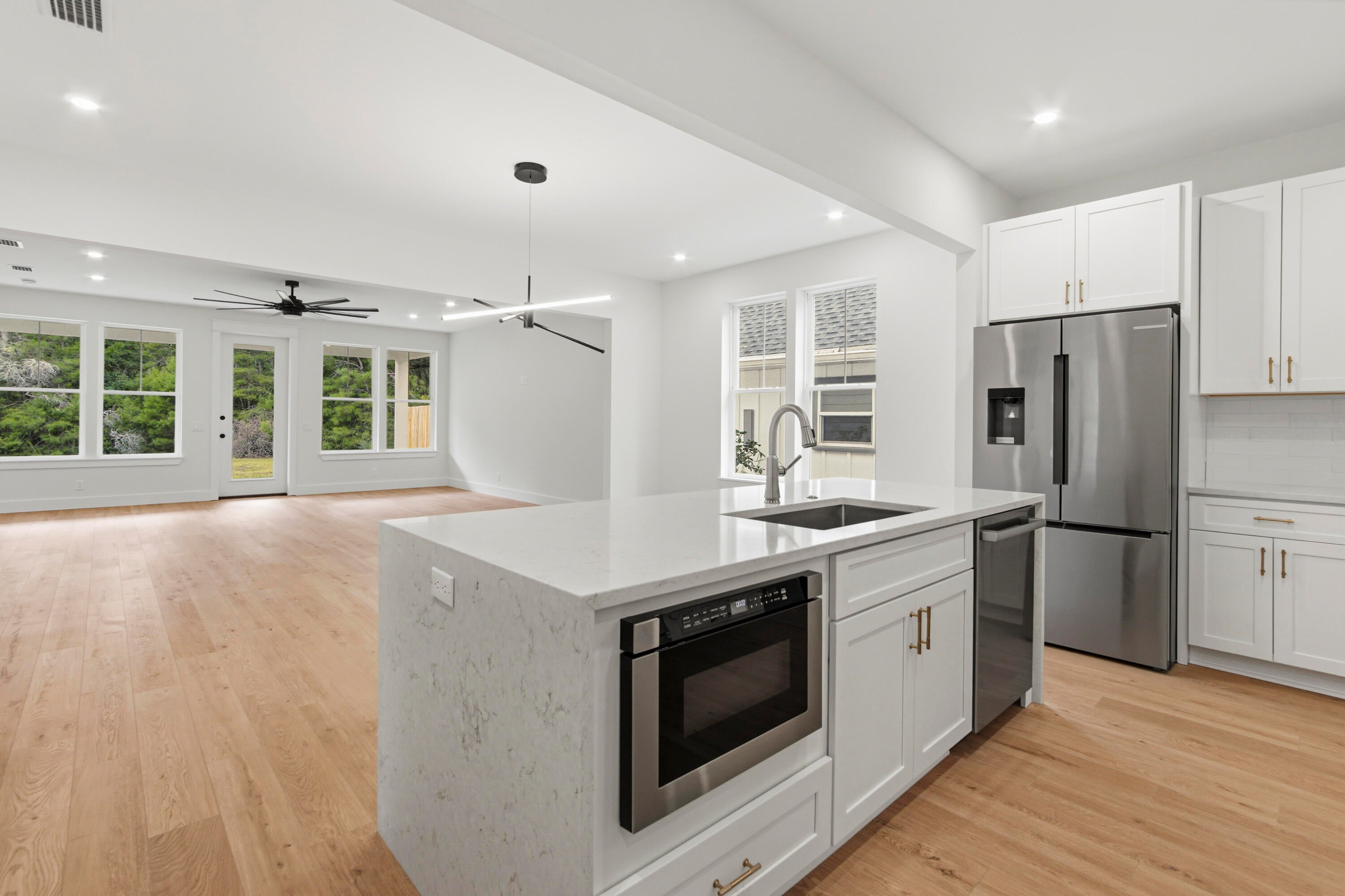 LAGRANGE LANDING - Residential