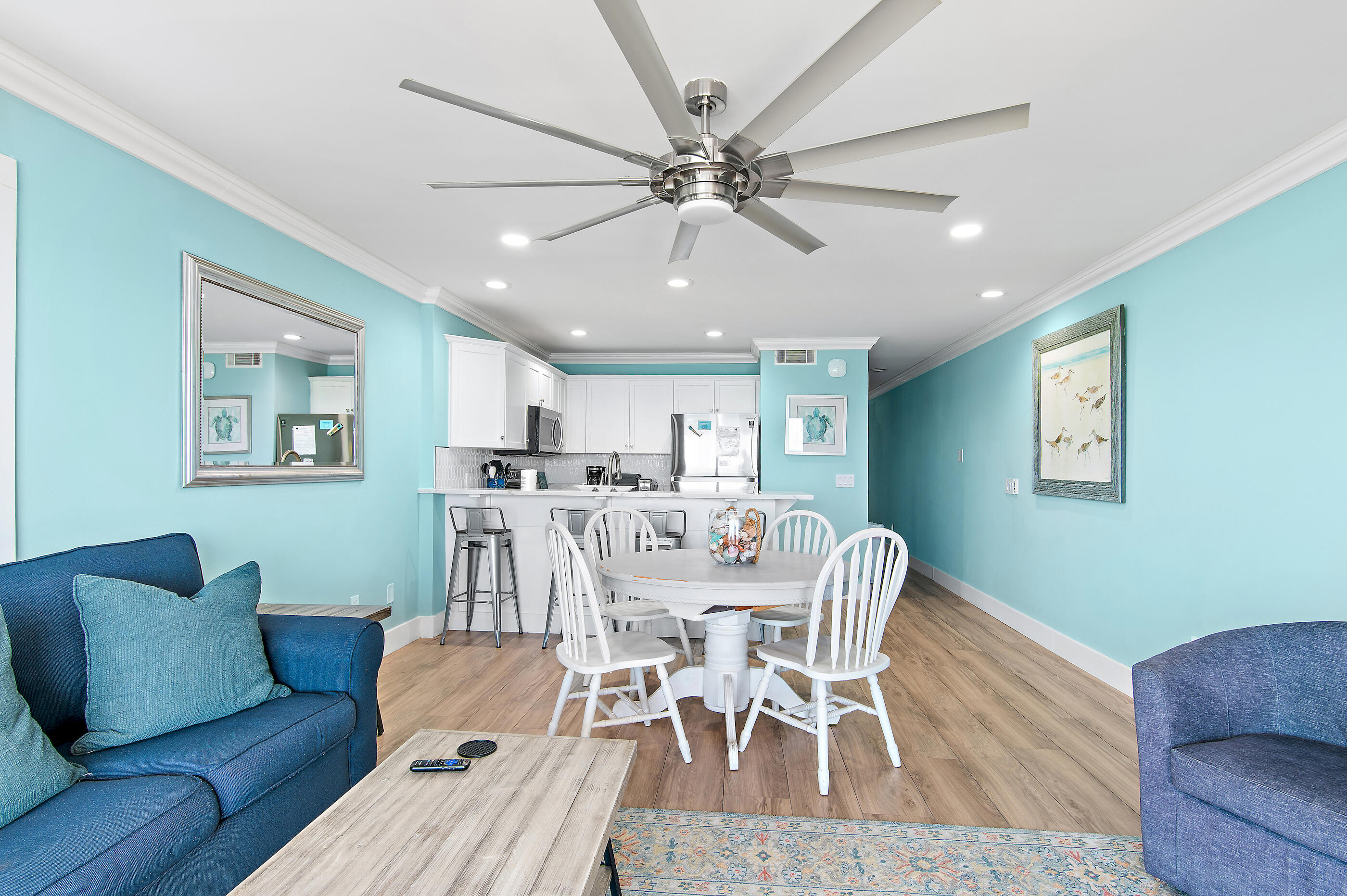MISTRAL CONDO - Residential