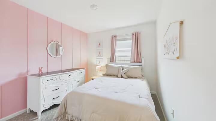 OWL'S HEAD - Residential Lease