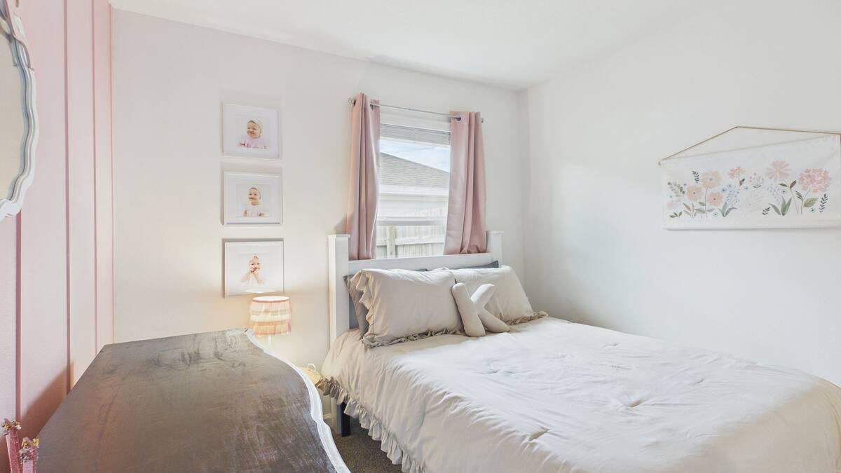OWL'S HEAD - Residential Lease