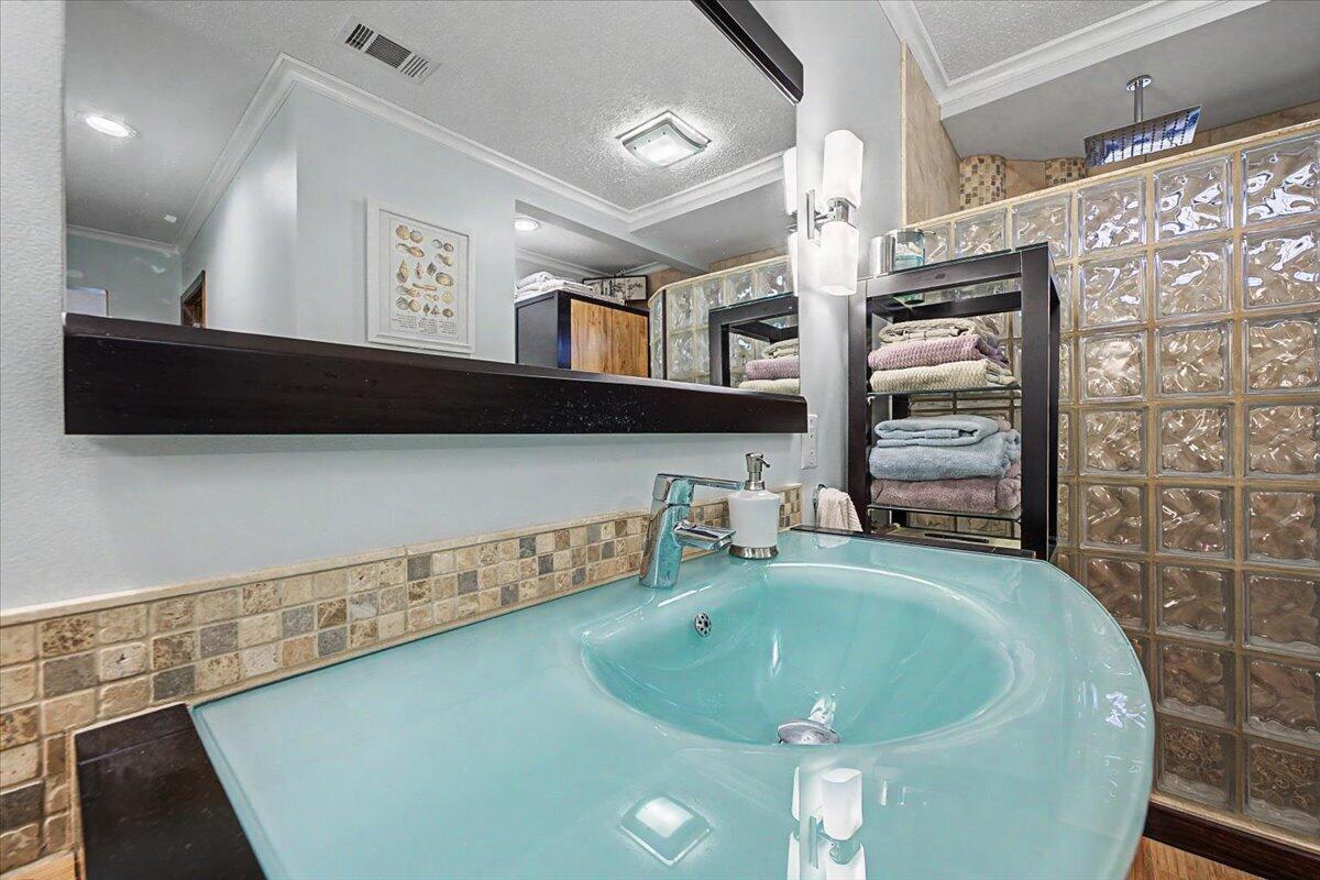 ST ANDREWS WEST BLUEWATER BAY 1 - Residential