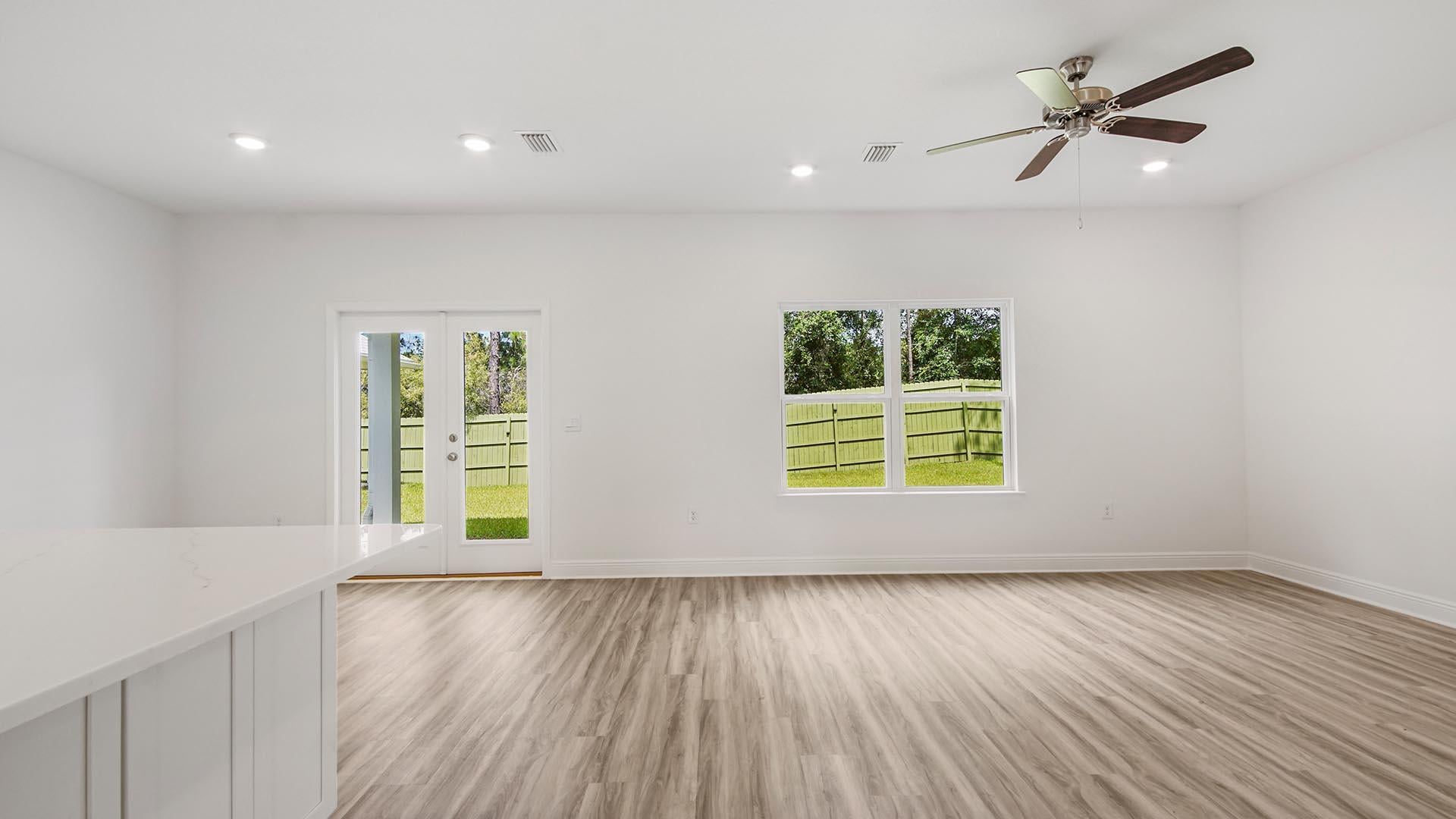 PLANTATION WOODS - Residential