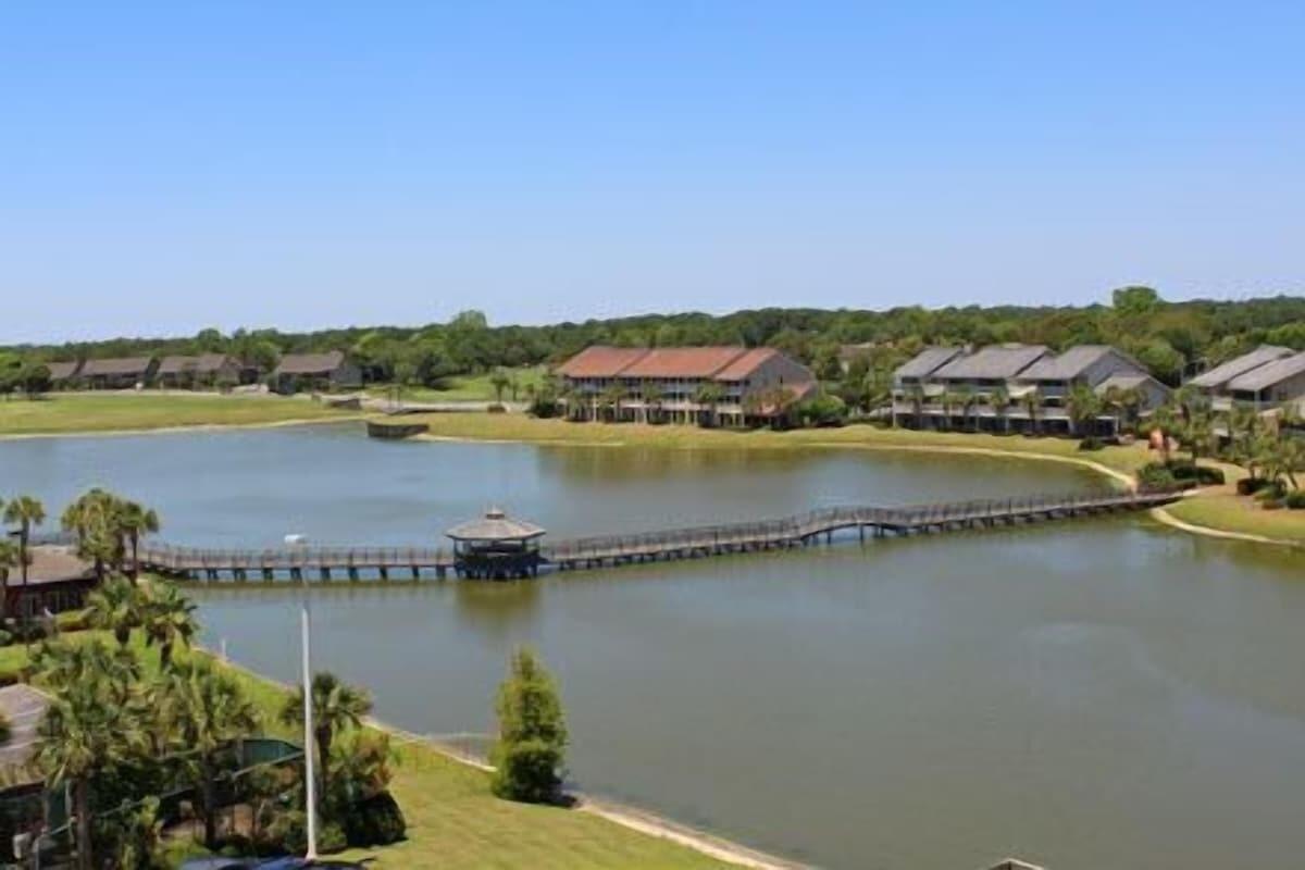 MAJESTIC SUN CONDOMINIUM - Residential