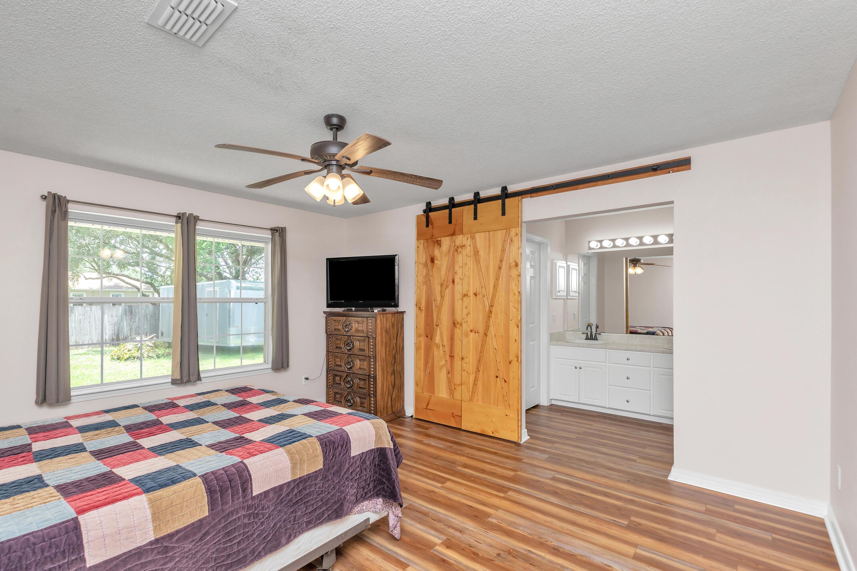 MARION MANOR - Residential