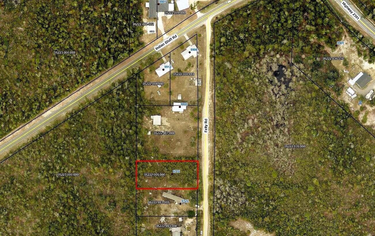 NO RECORDED SUBDIVISION - Land