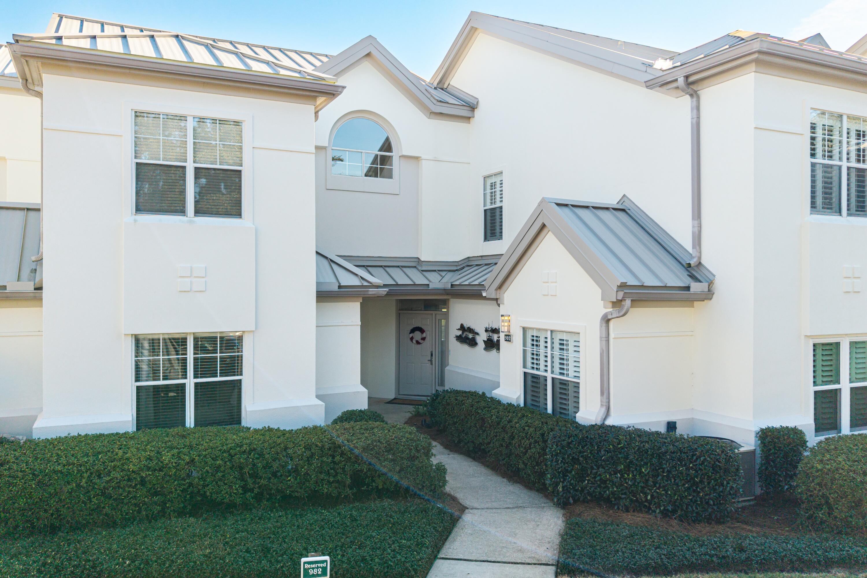 NORTHSHORE - Residential