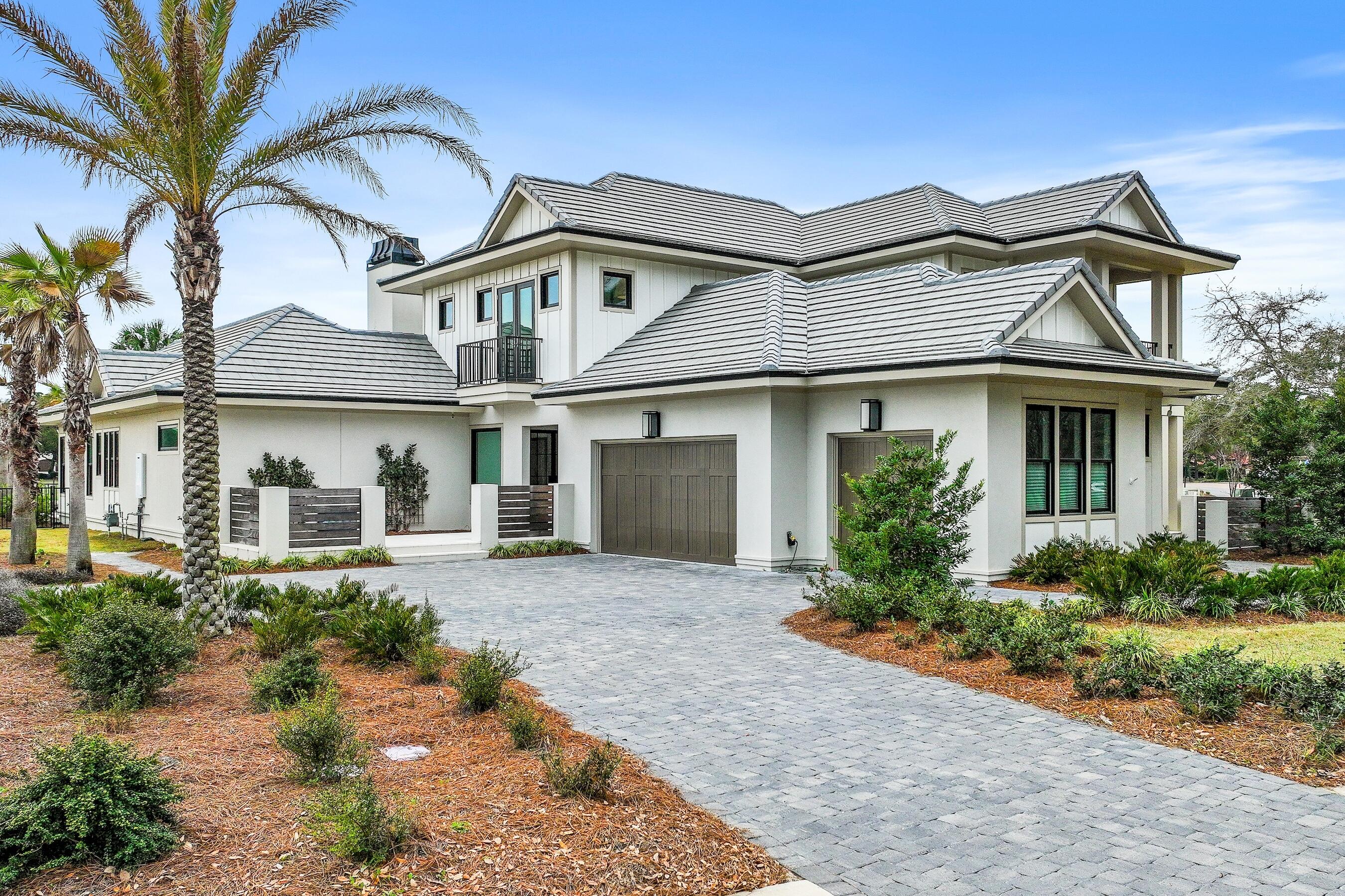 Regatta Bay - Land
