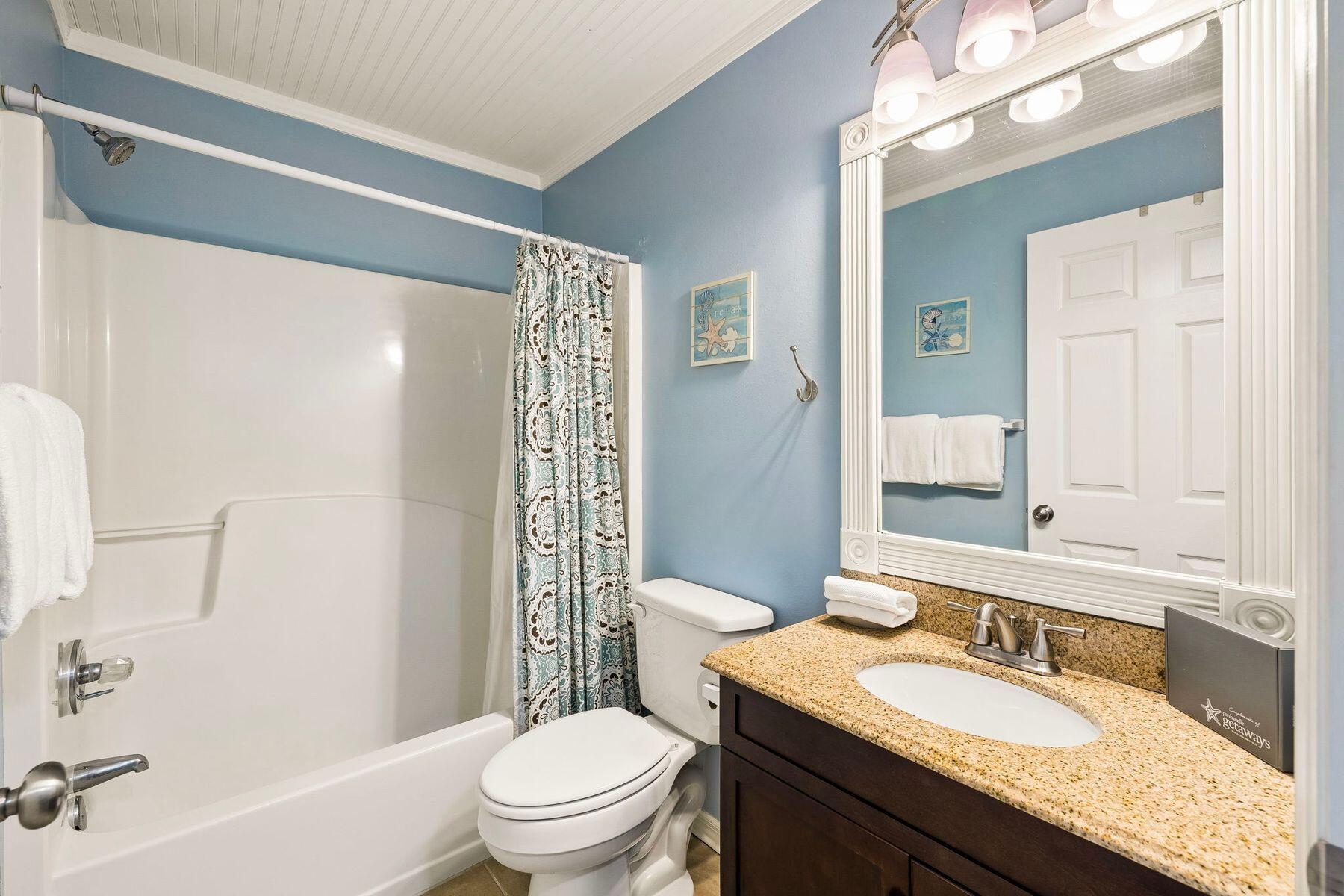 BEACHSIDE VILLAS CONDO - Residential