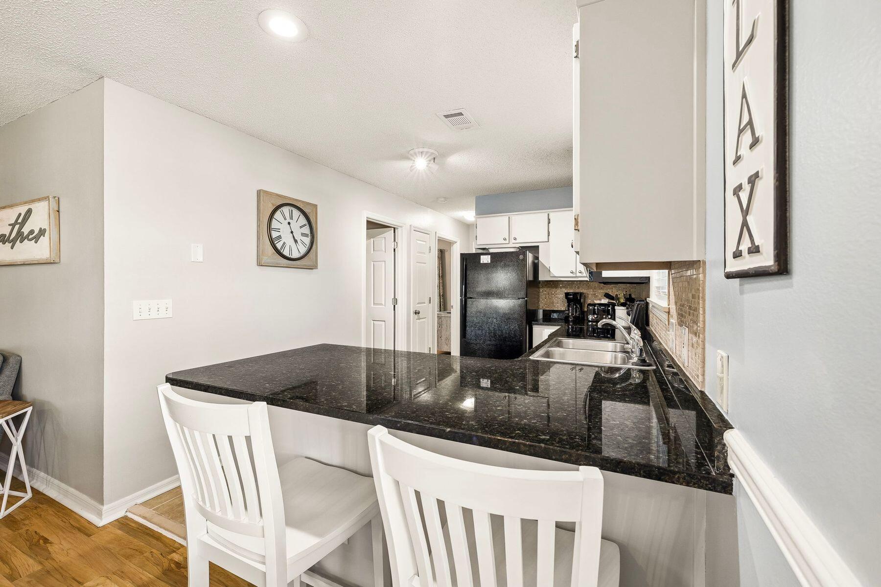 BEACHSIDE VILLAS CONDO - Residential