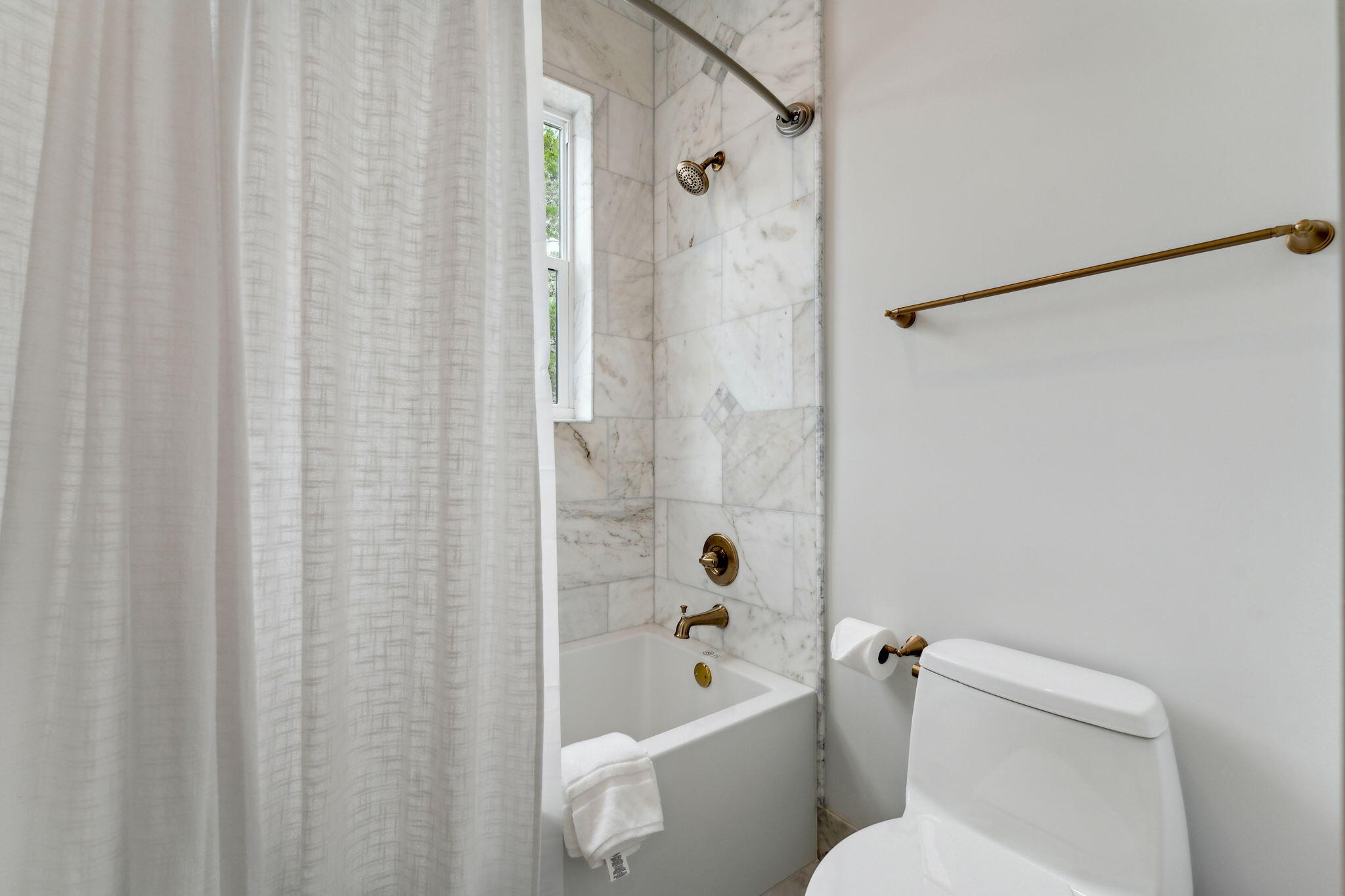DALTON UNREC - Residential