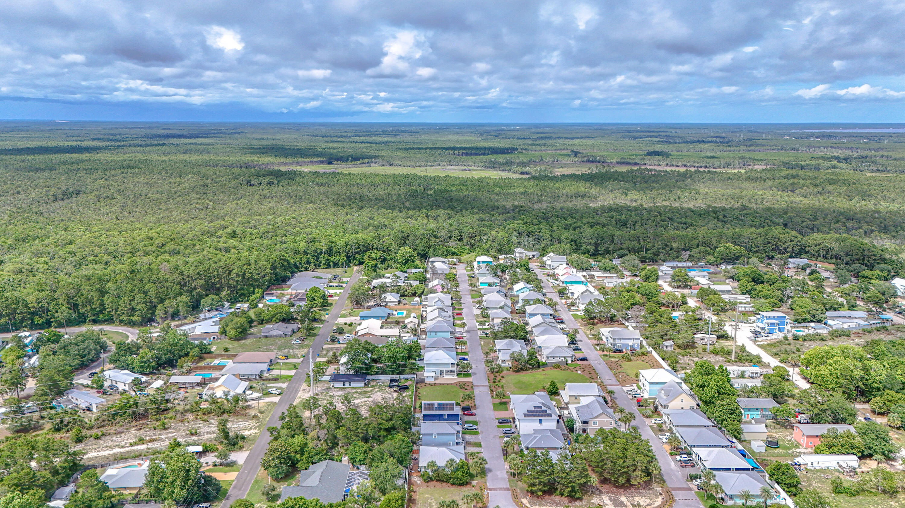 PARADISE GROVE - Residential