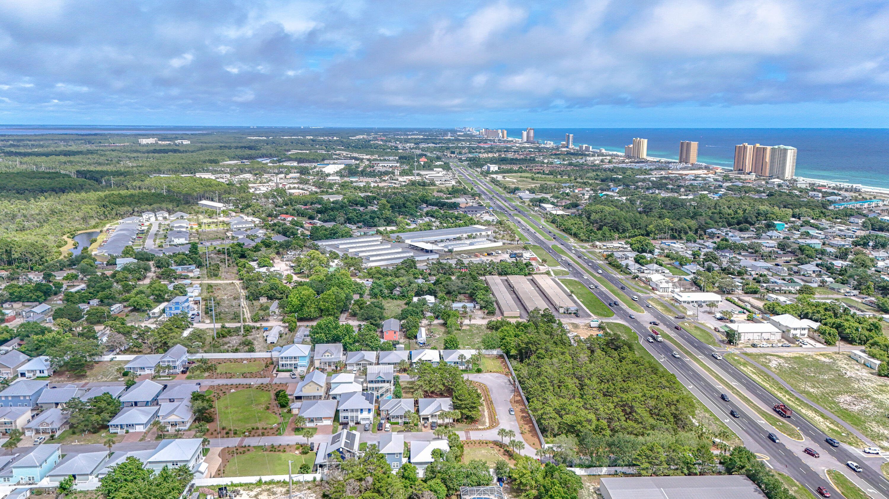 PARADISE GROVE - Residential
