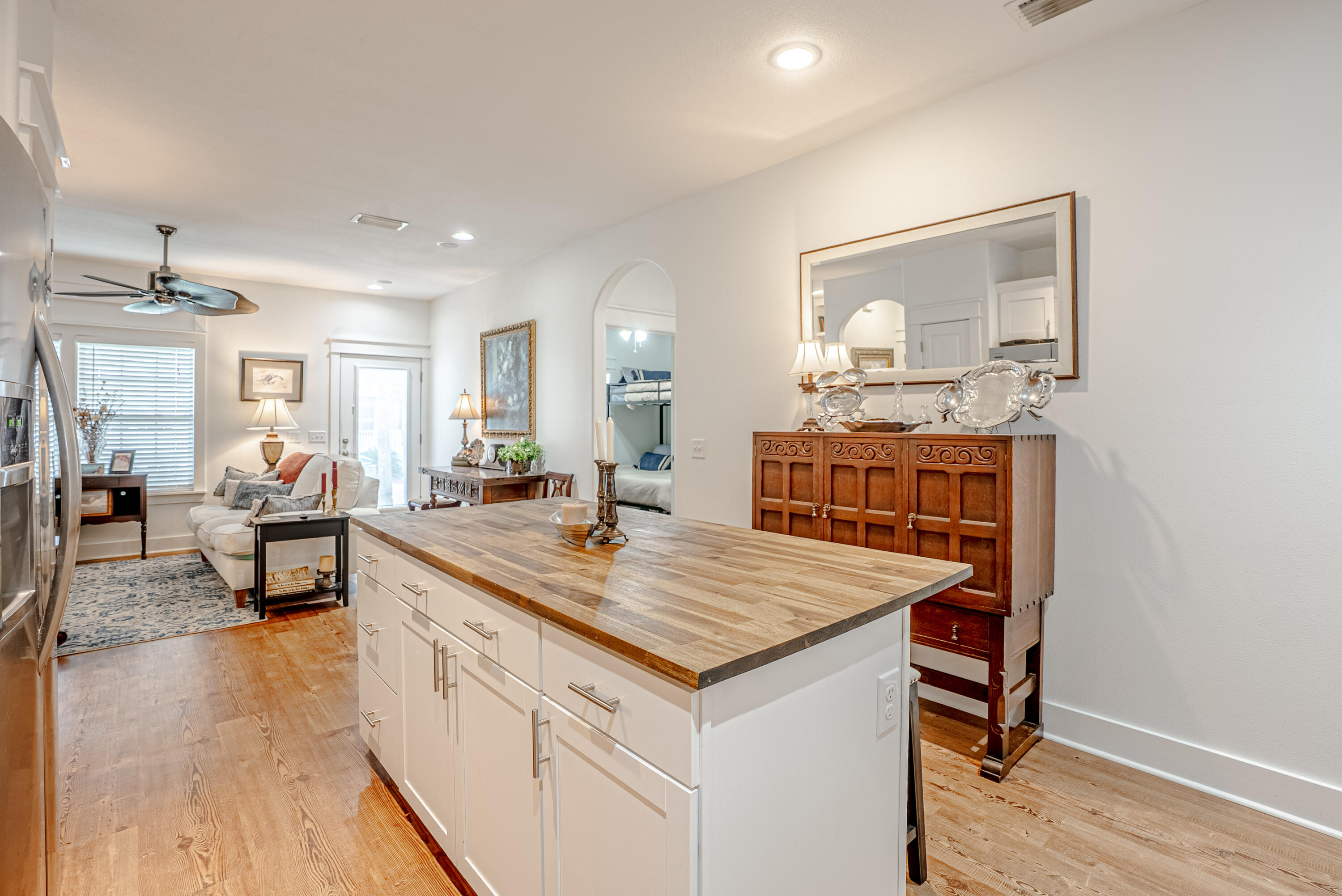 PARADISE GROVE - Residential
