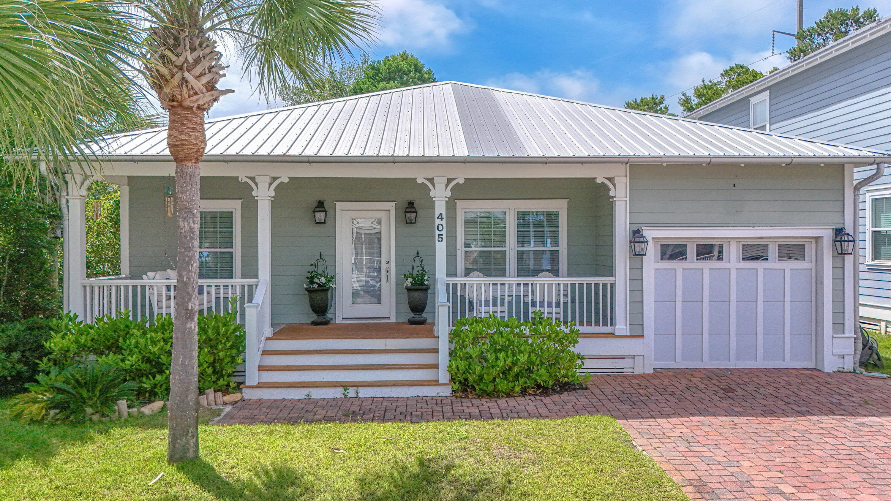 PARADISE GROVE - Residential